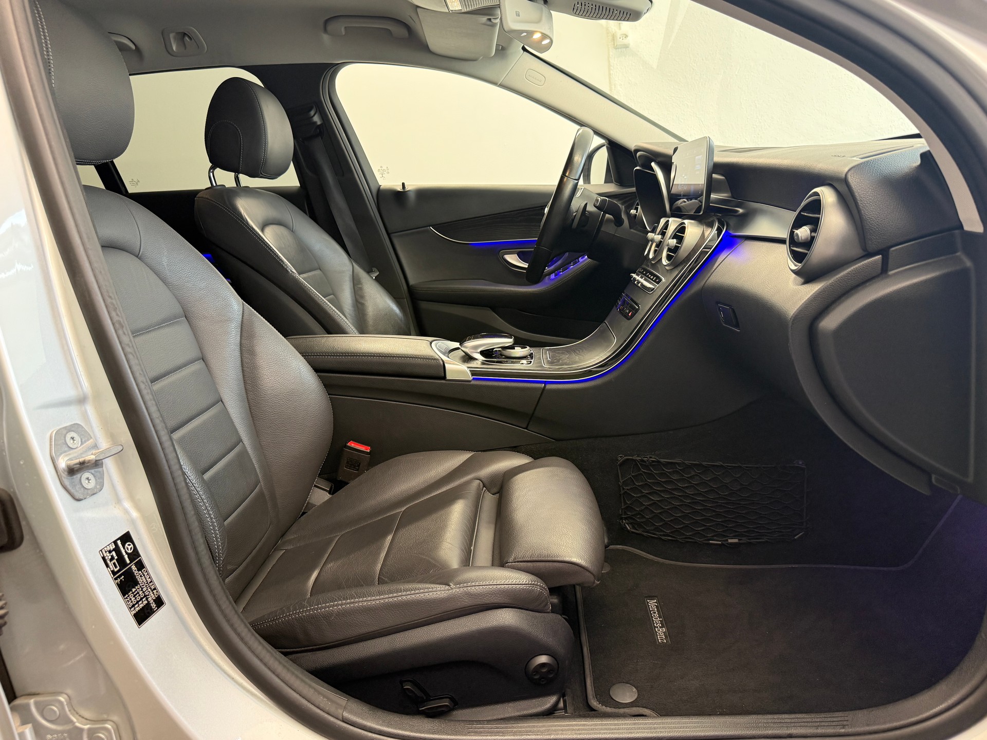 MERCEDES-BENZ C 200 AMG Line 4Matic 9G-Tronic Ab 280.- pro Monat-image-11