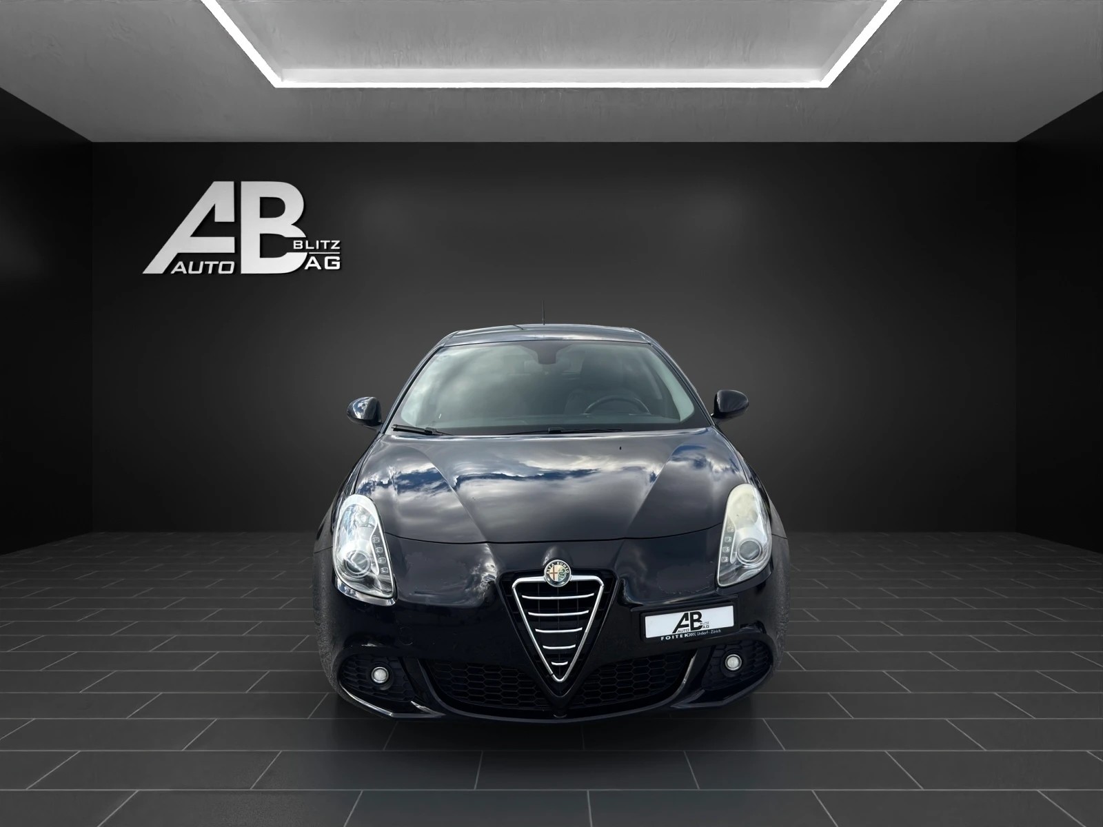 ALFA ROMEO Giulietta 1.4 T Distinctive-image-0