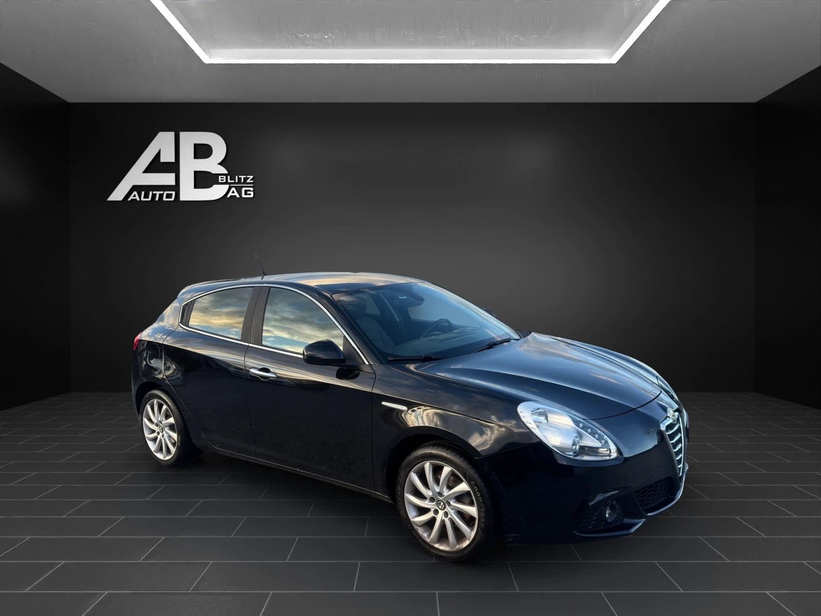 ALFA ROMEO Giulietta 1.4 T Distinctive-image-5