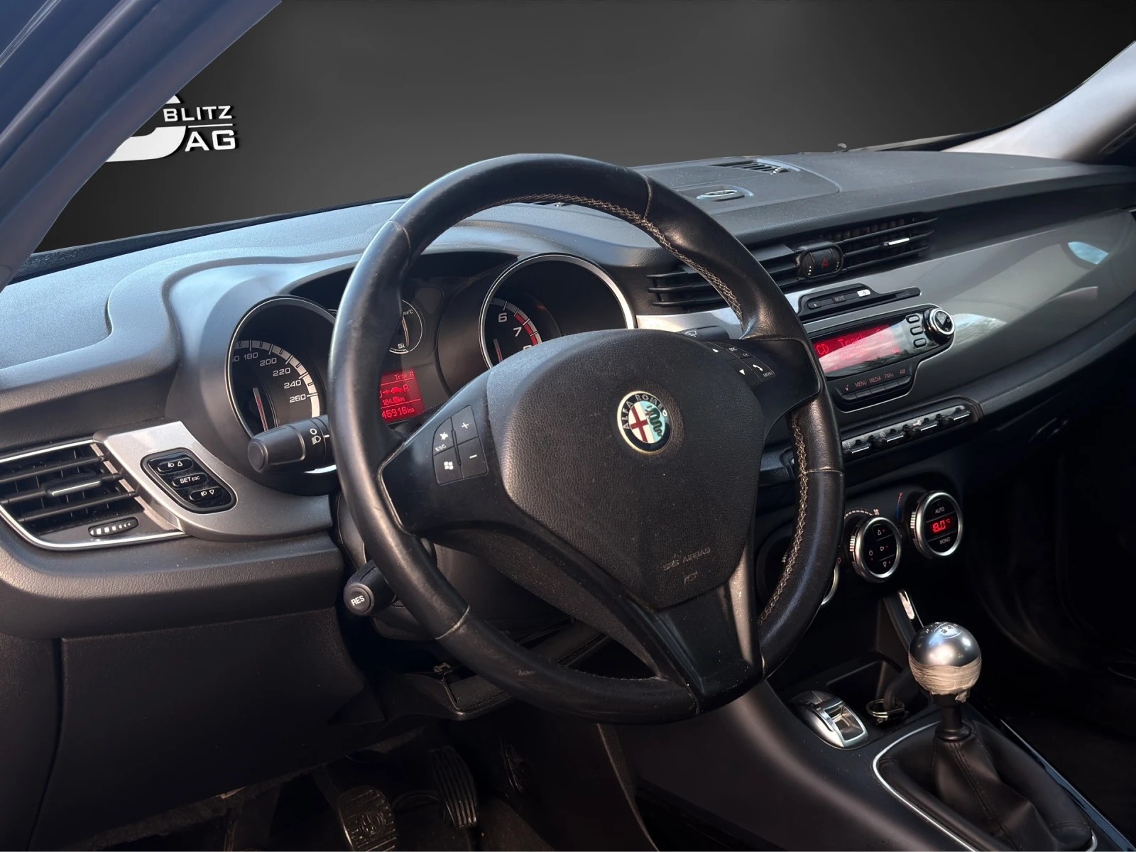 ALFA ROMEO Giulietta 1.4 T Distinctive-image-7