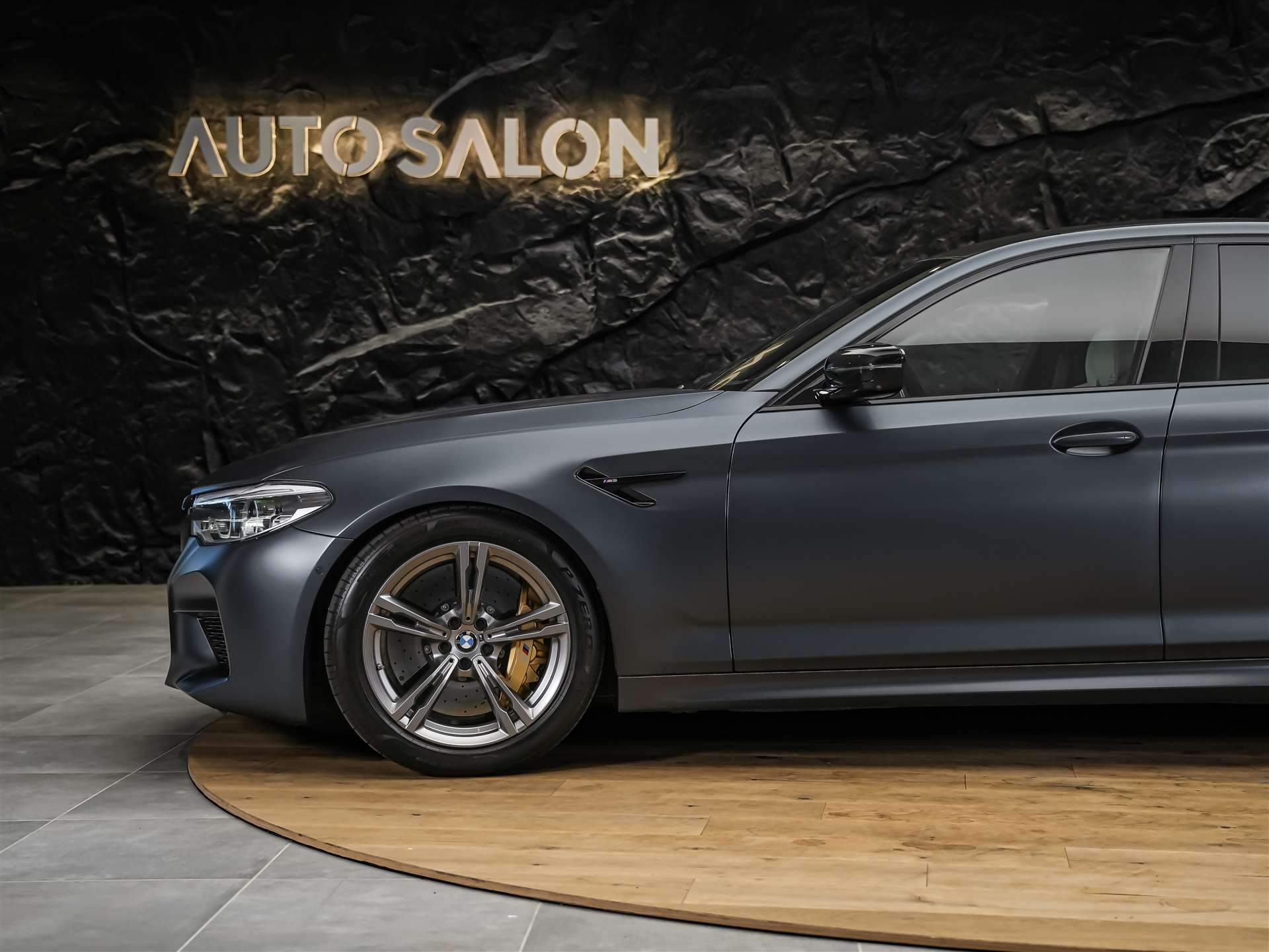 BMW M5 xDrive Competition Drivelogic *CH Auto*Massage*Keramik*Bowers&Wilkins*H&R*-image-17