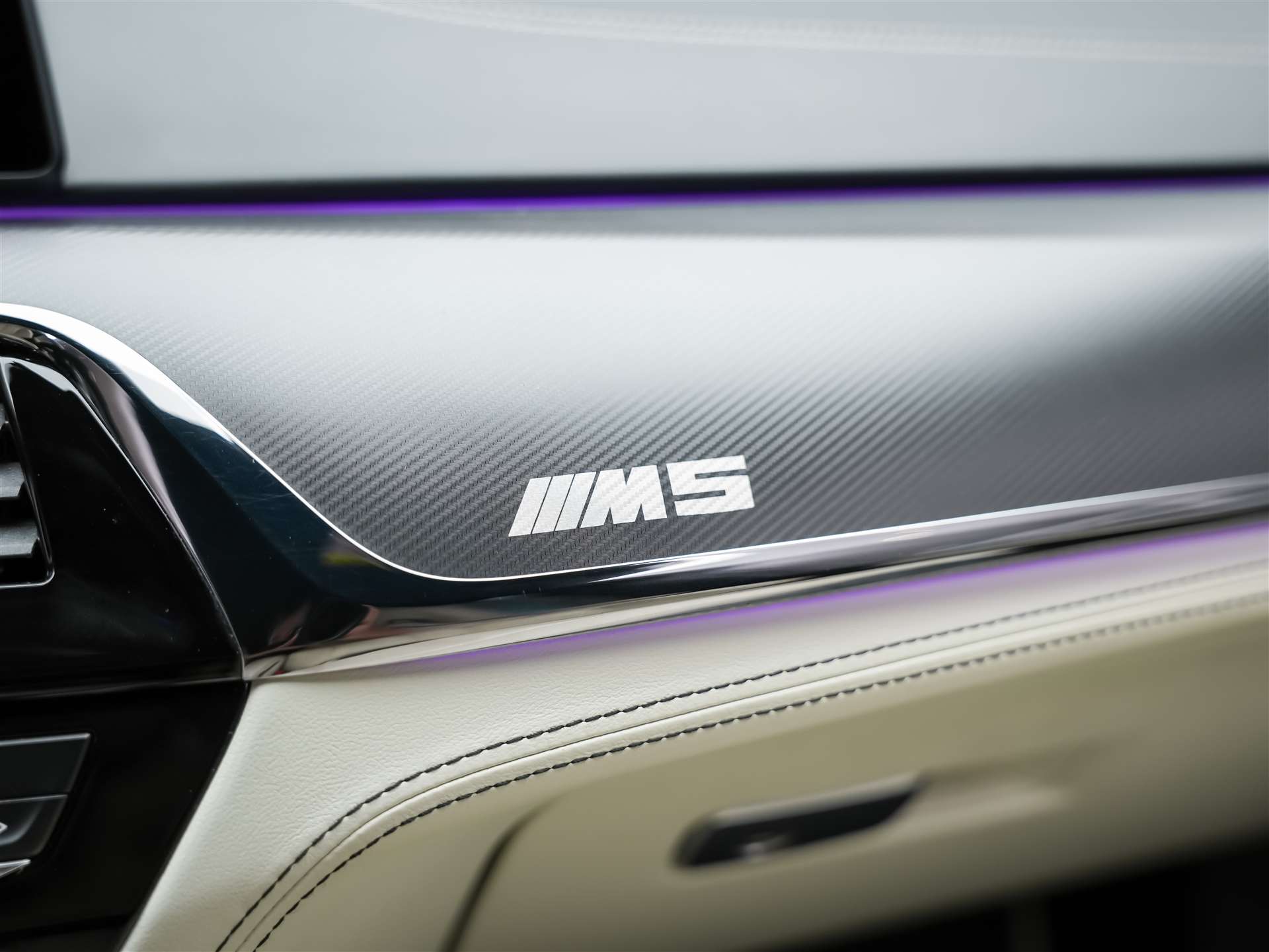 BMW M5 xDrive Competition Drivelogic *CH Auto*Massage*Keramik*Bowers&Wilkins*H&R*-image-25