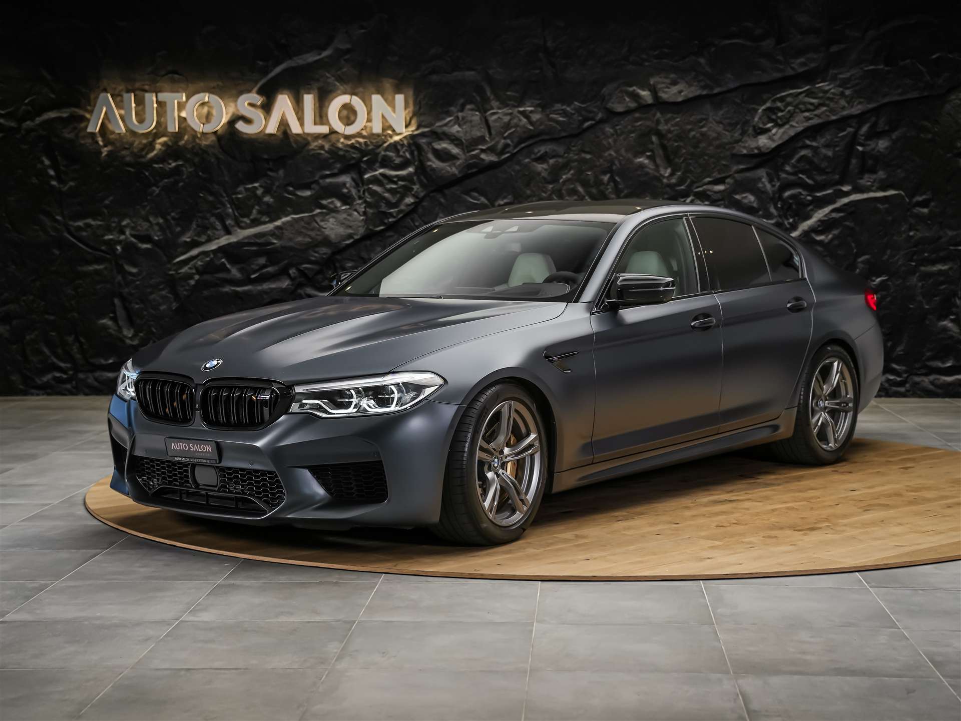 BMW M5 xDrive Competition Drivelogic *CH Auto*Massage*Keramik*Bowers&Wilkins*H&R*