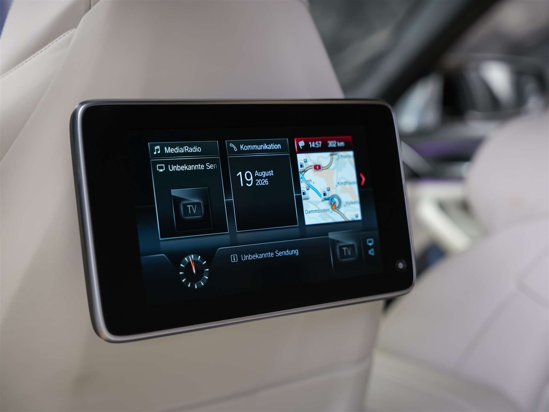 BMW M5 xDrive Competition Drivelogic *CH Auto*Massage*Keramik*Bowers&Wilkins*H&R*-image-12