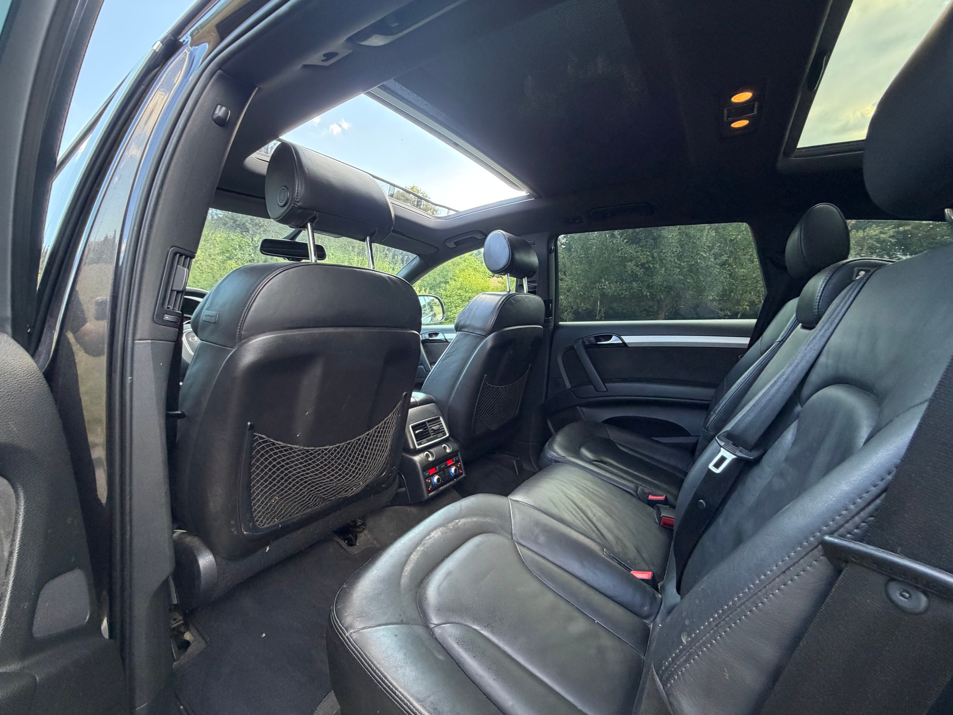 AUDI Q7 4.2 FSI quattro tiptronic Sline-image-8