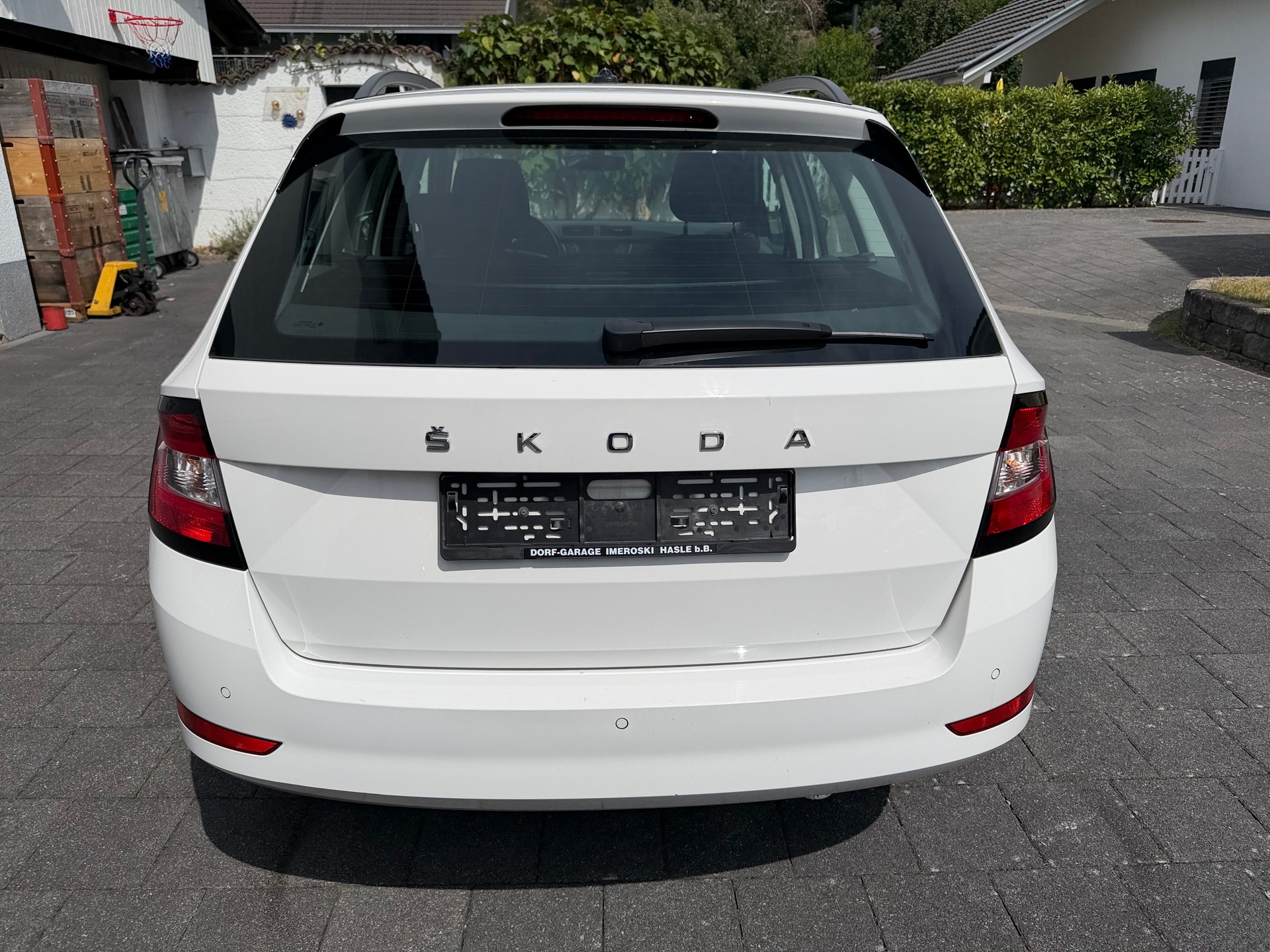 SKODA Fabia Combi 1.0 TSI Ambition DSG-image-6