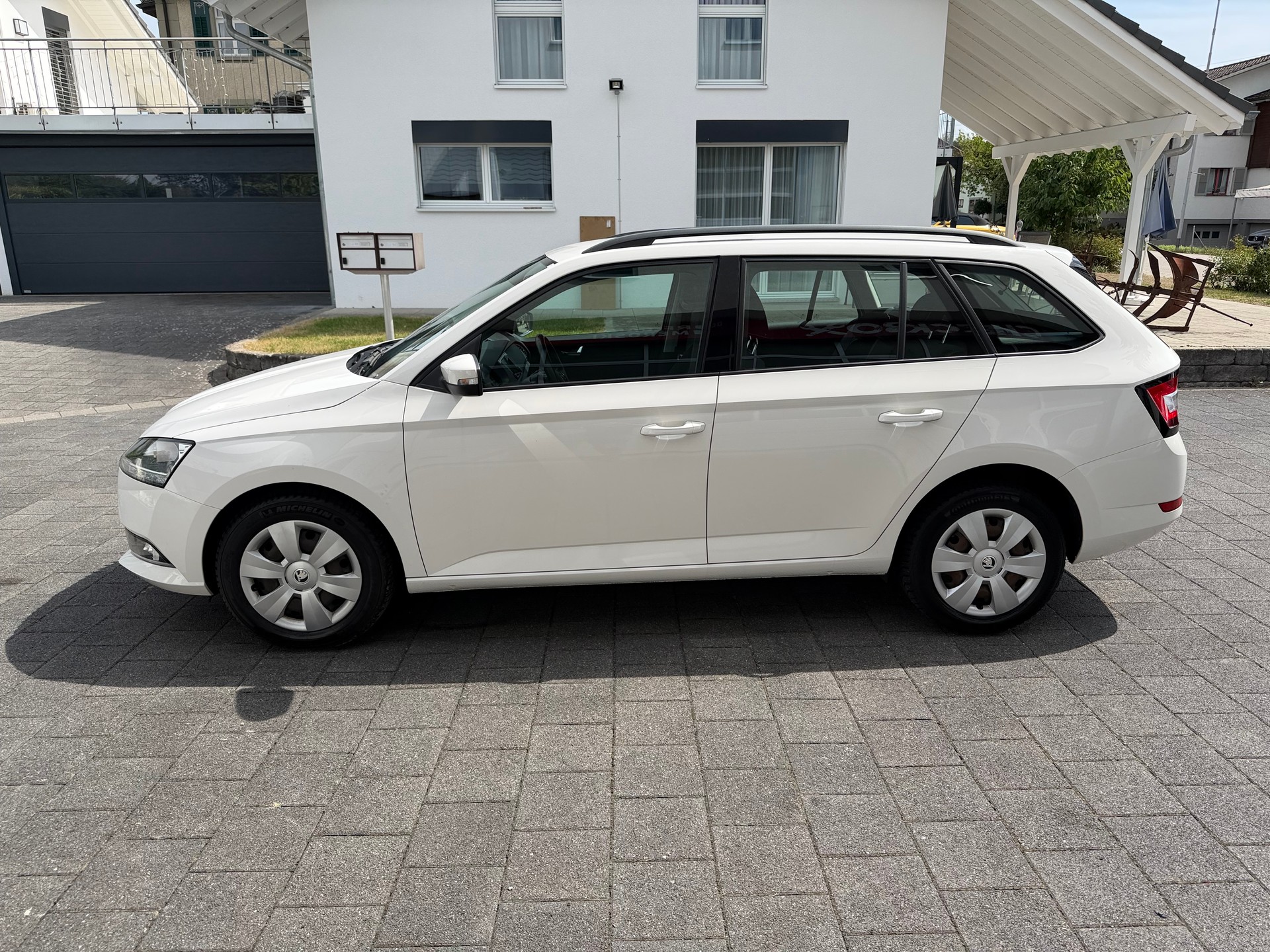 SKODA Fabia Combi 1.0 TSI Ambition DSG-image-4