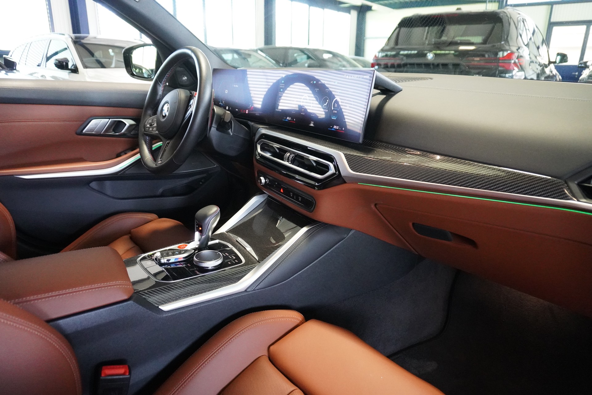 BMW M3 Touring xDrive Competition M // SONDERLACKIERUNG FROZEN DEEP GREEN // AKRAPOVIC SPORTAUSPUFF //-image-15