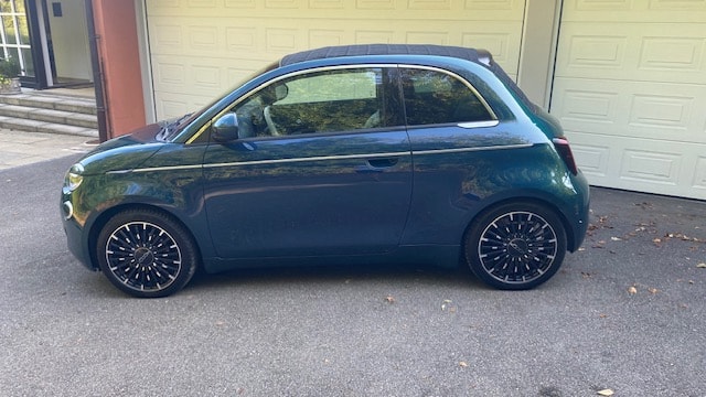 FIAT 500 Cabrio La Prima Elektro-image-2