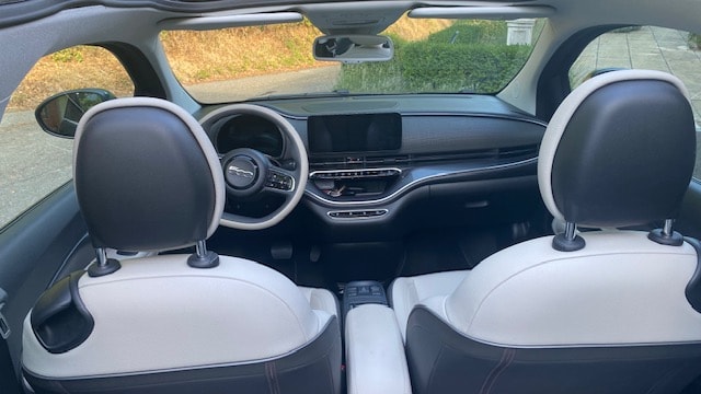 FIAT 500 Cabrio La Prima Elektro-image-10