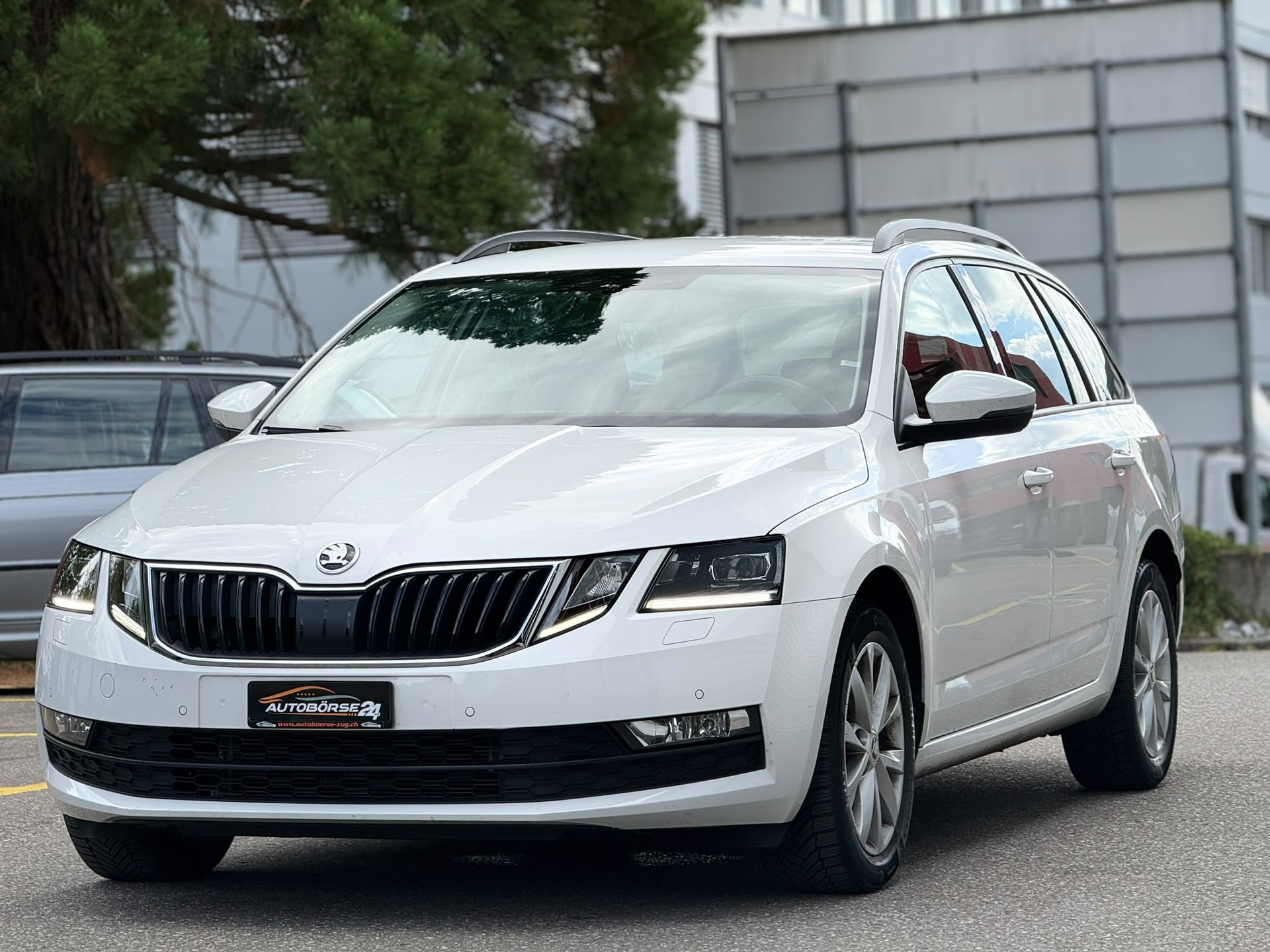 SKODA Octavia Combi 2.0 TDI 184 Ambition 4x4 DSG