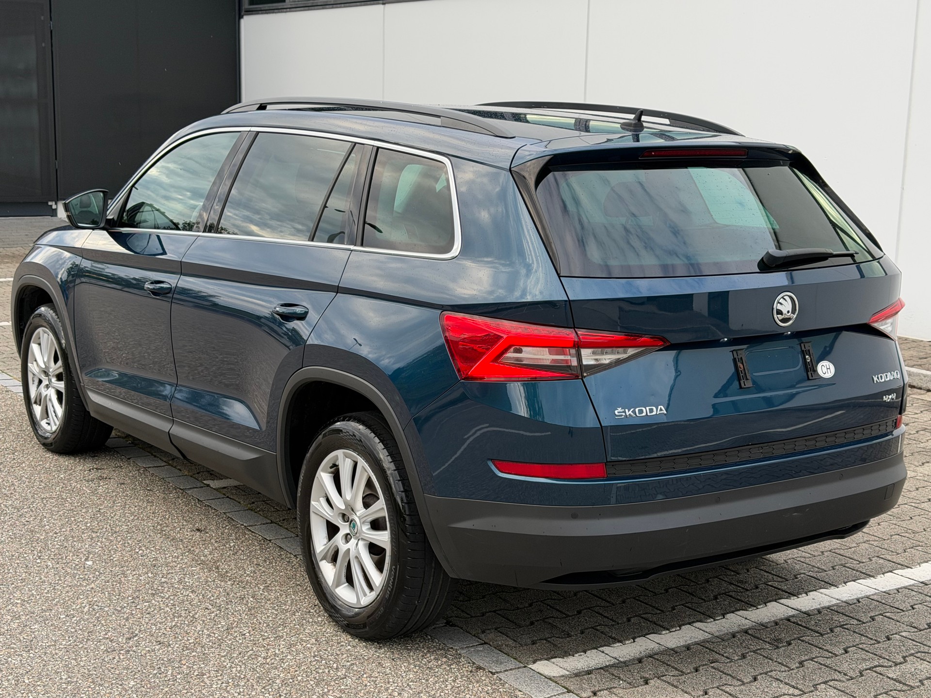 SKODA Kodiaq 2.0 TDI CR Ambition 4x4-image-1