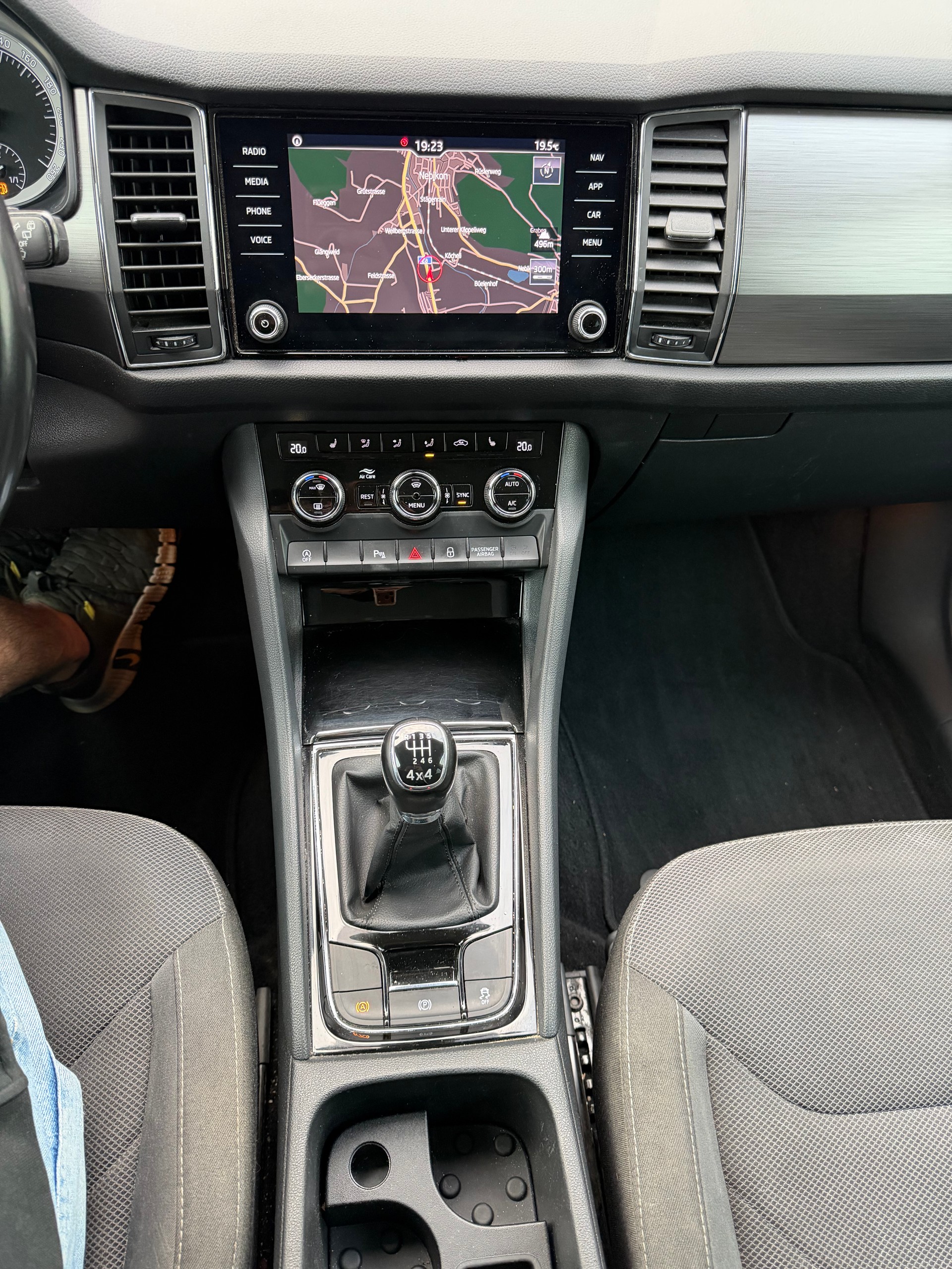 SKODA Kodiaq 2.0 TDI CR Ambition 4x4-image-9