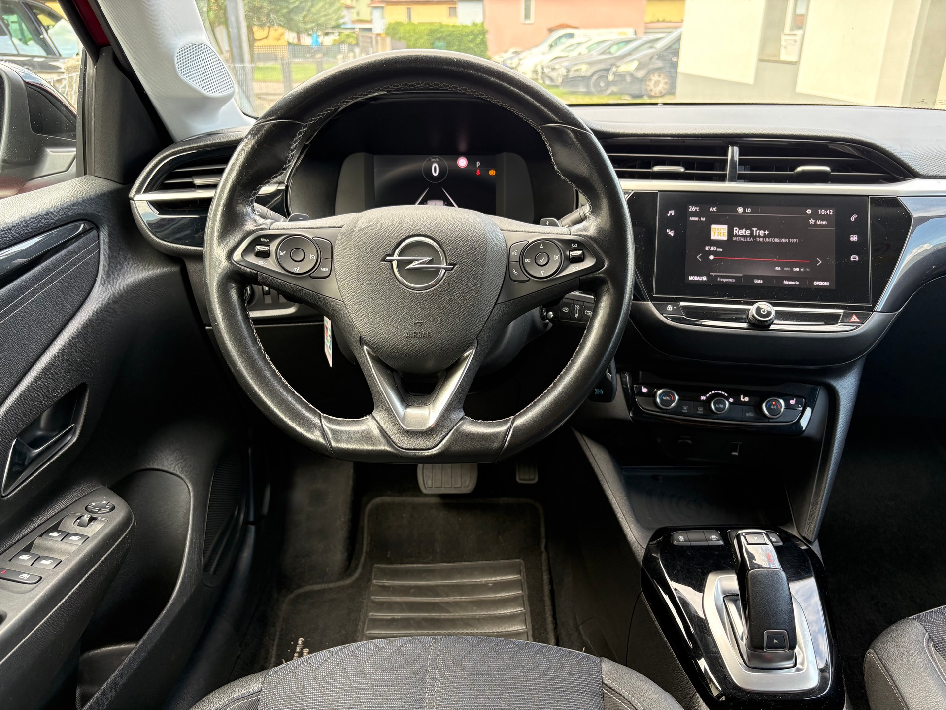 OPEL Corsa 1.2 TP Elegance-image-11