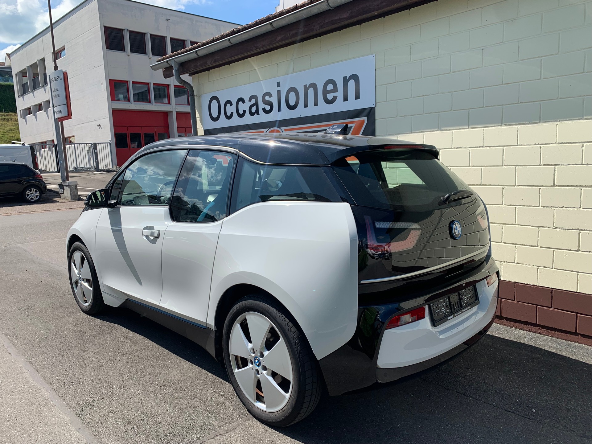 BMW i3 (120Ah)-image-2