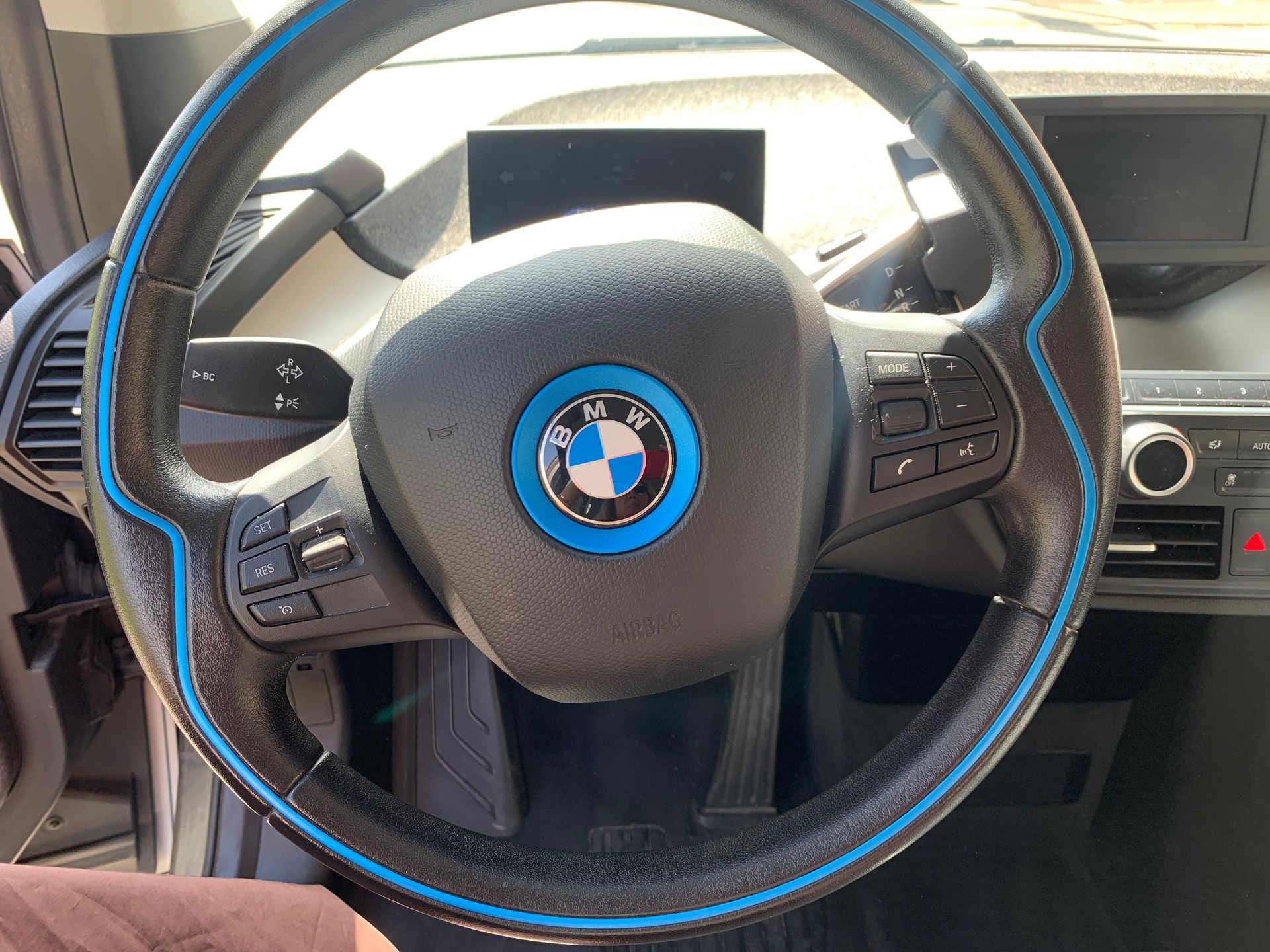 BMW i3 (120Ah)-image-7