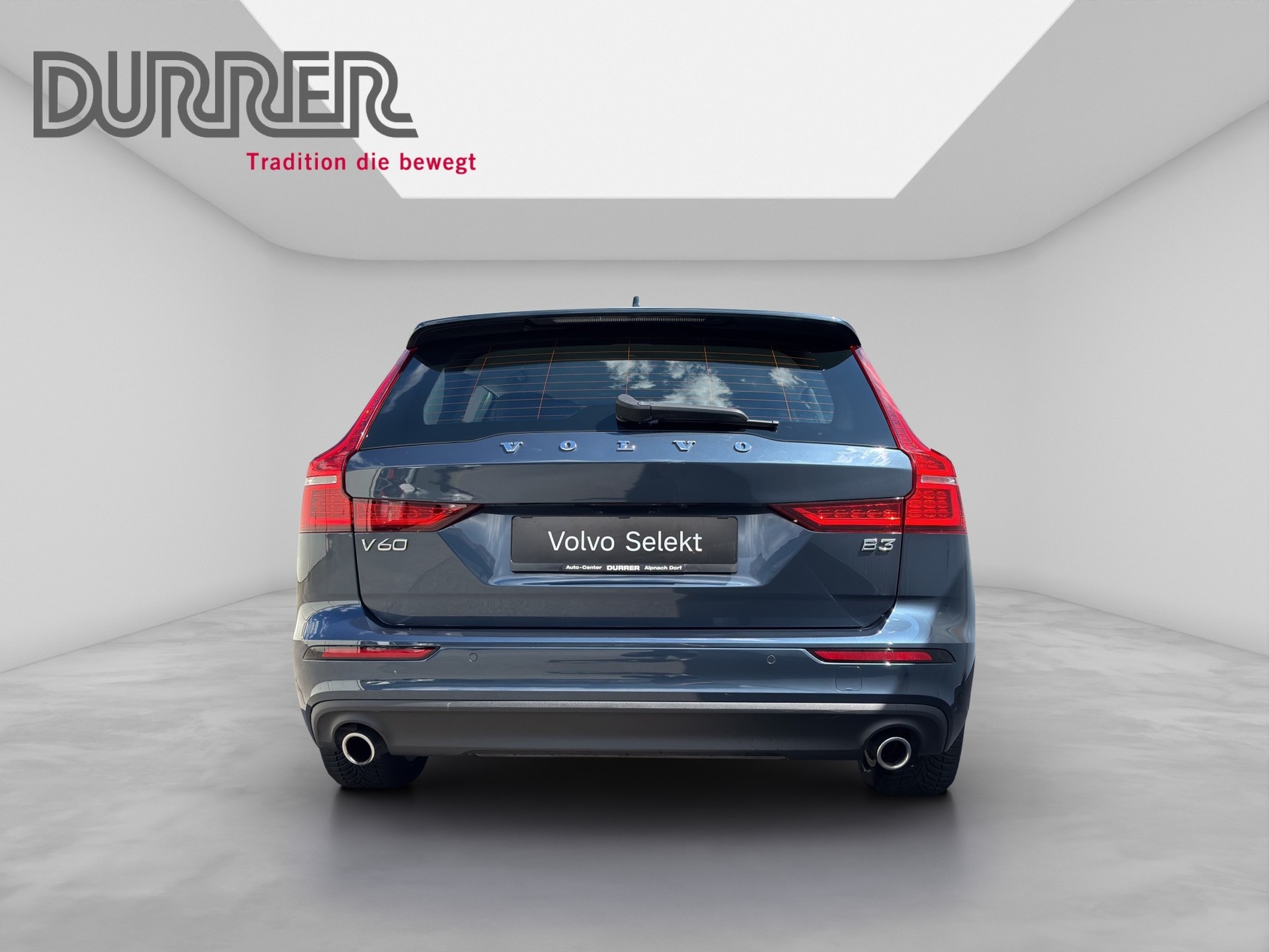 VOLVO V60 2.0 B3 Momentum-image-7