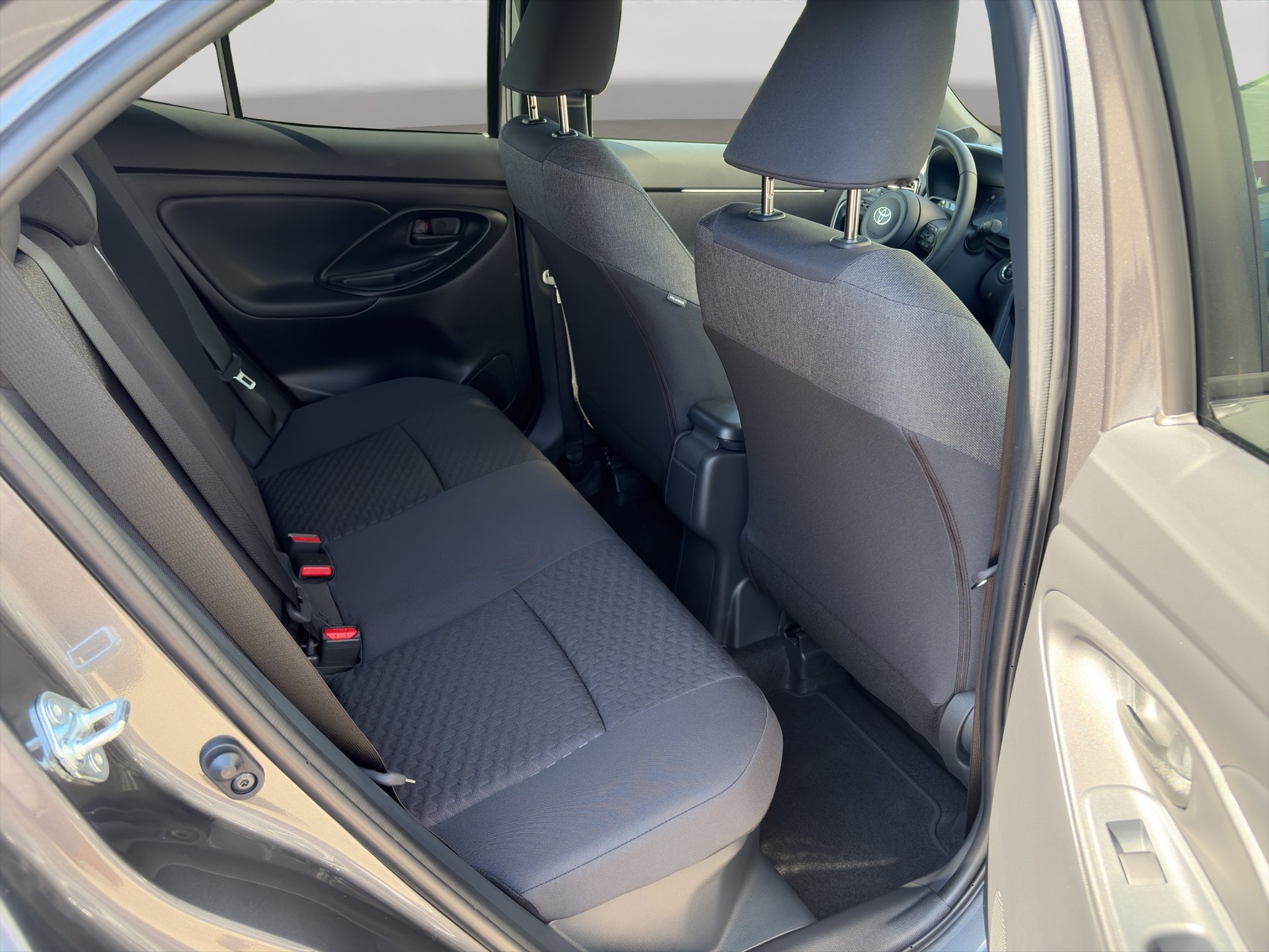 TOYOTA Yaris Cross 1.5 Trend e-CVT-image-9