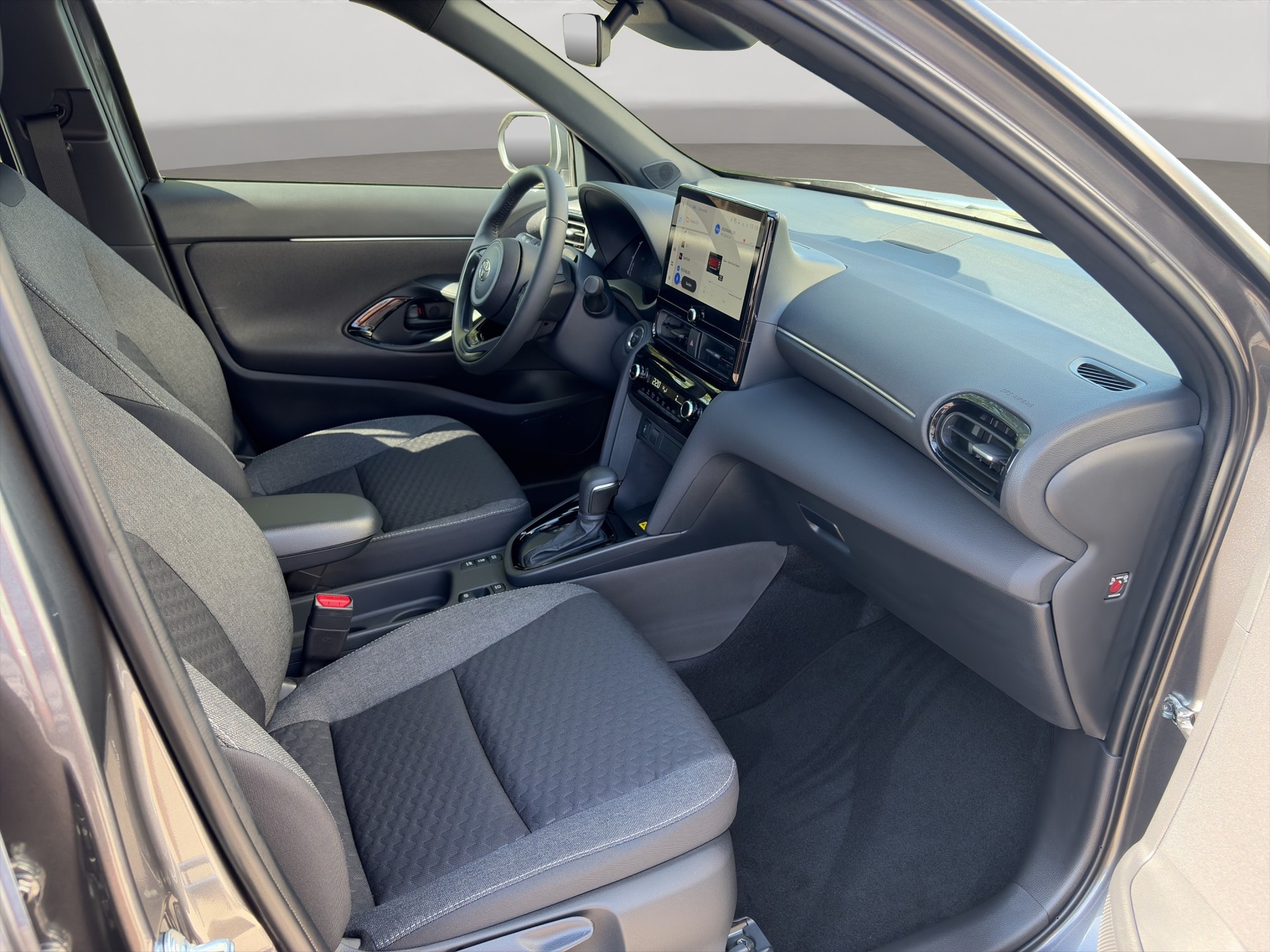 TOYOTA Yaris Cross 1.5 Trend e-CVT-image-8