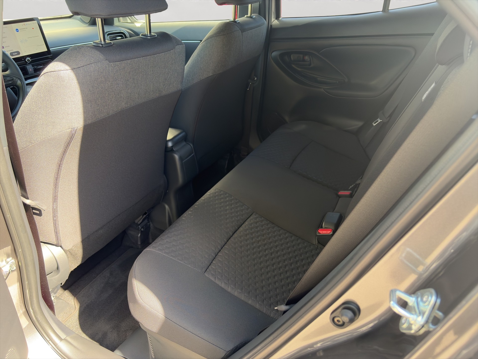 TOYOTA Yaris Cross 1.5 Trend e-CVT-image-7