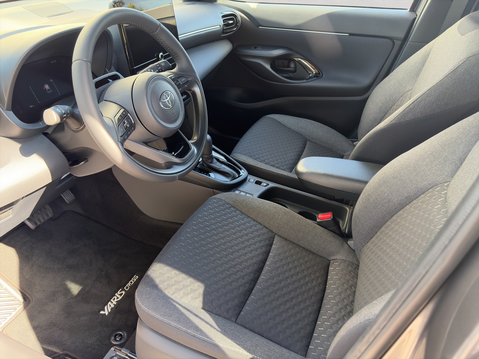 TOYOTA Yaris Cross 1.5 Trend e-CVT-image-6