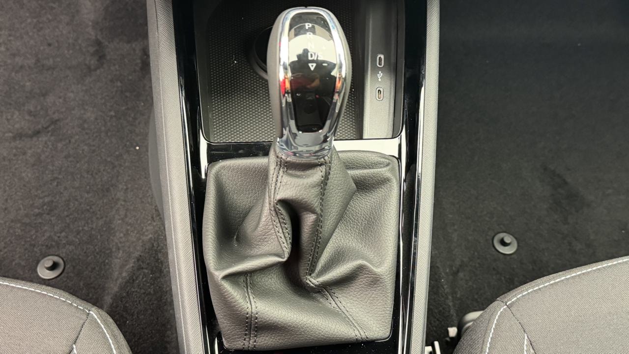 SKODA Kamiq 1.5 TSI Monte Carlo DSG-image-10