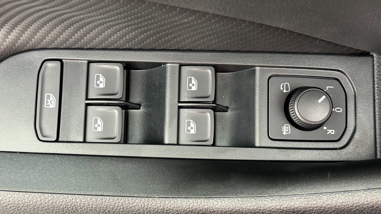 SKODA Kamiq 1.5 TSI Monte Carlo DSG-image-8