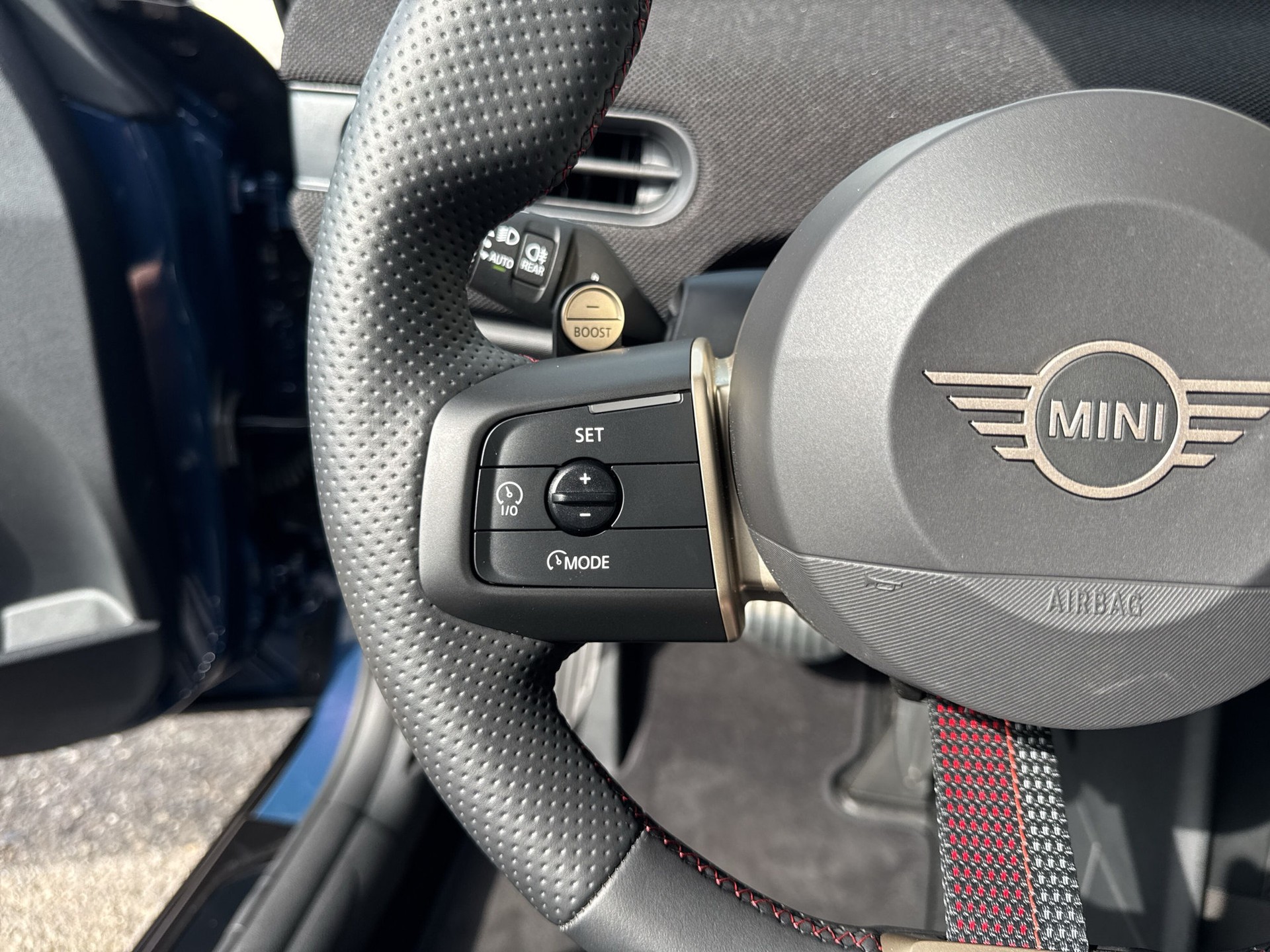 MINI Cooper John Cooper Works Cabriolet DKG-image-14