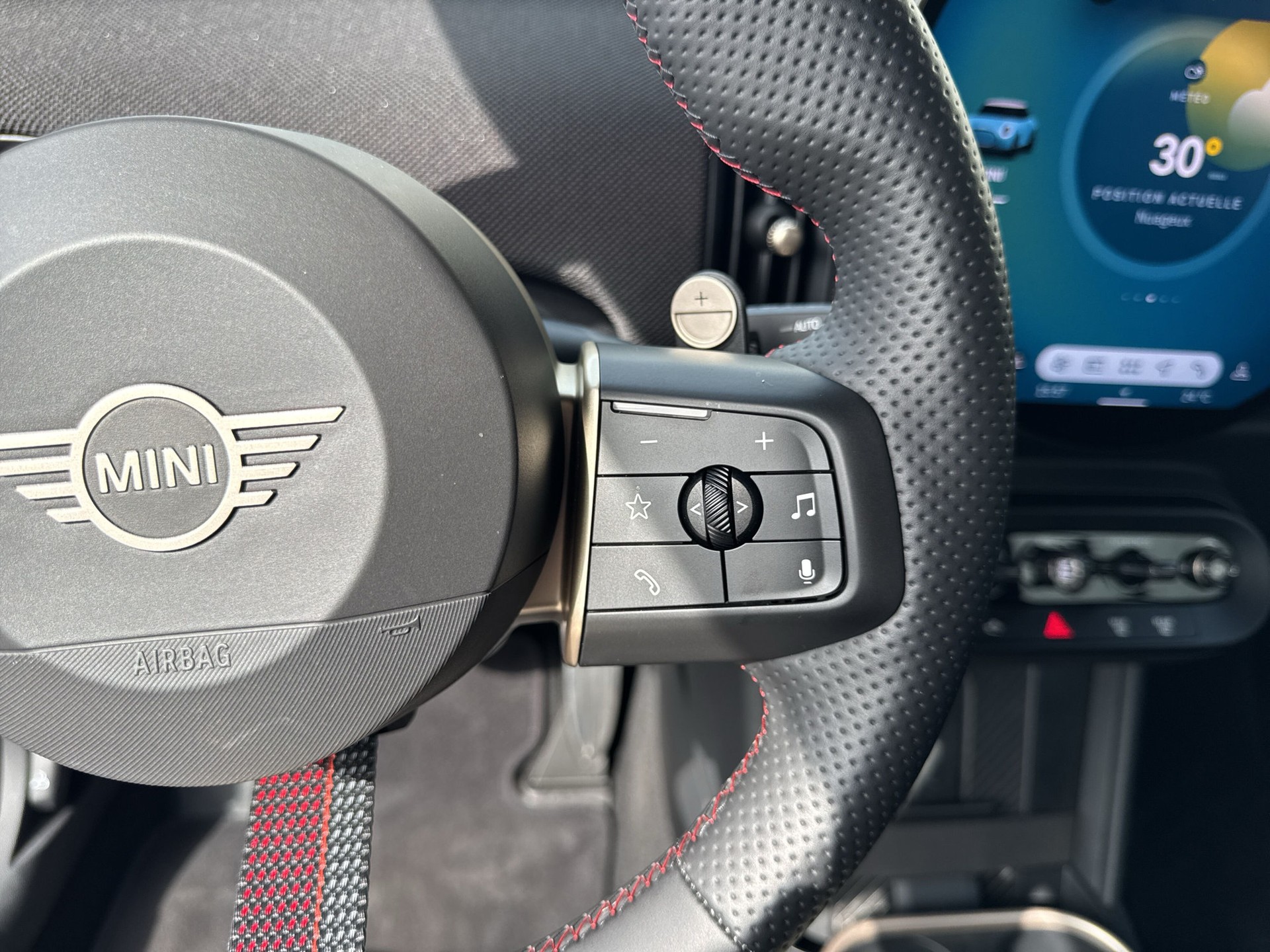 MINI Cooper John Cooper Works Cabriolet DKG-image-15