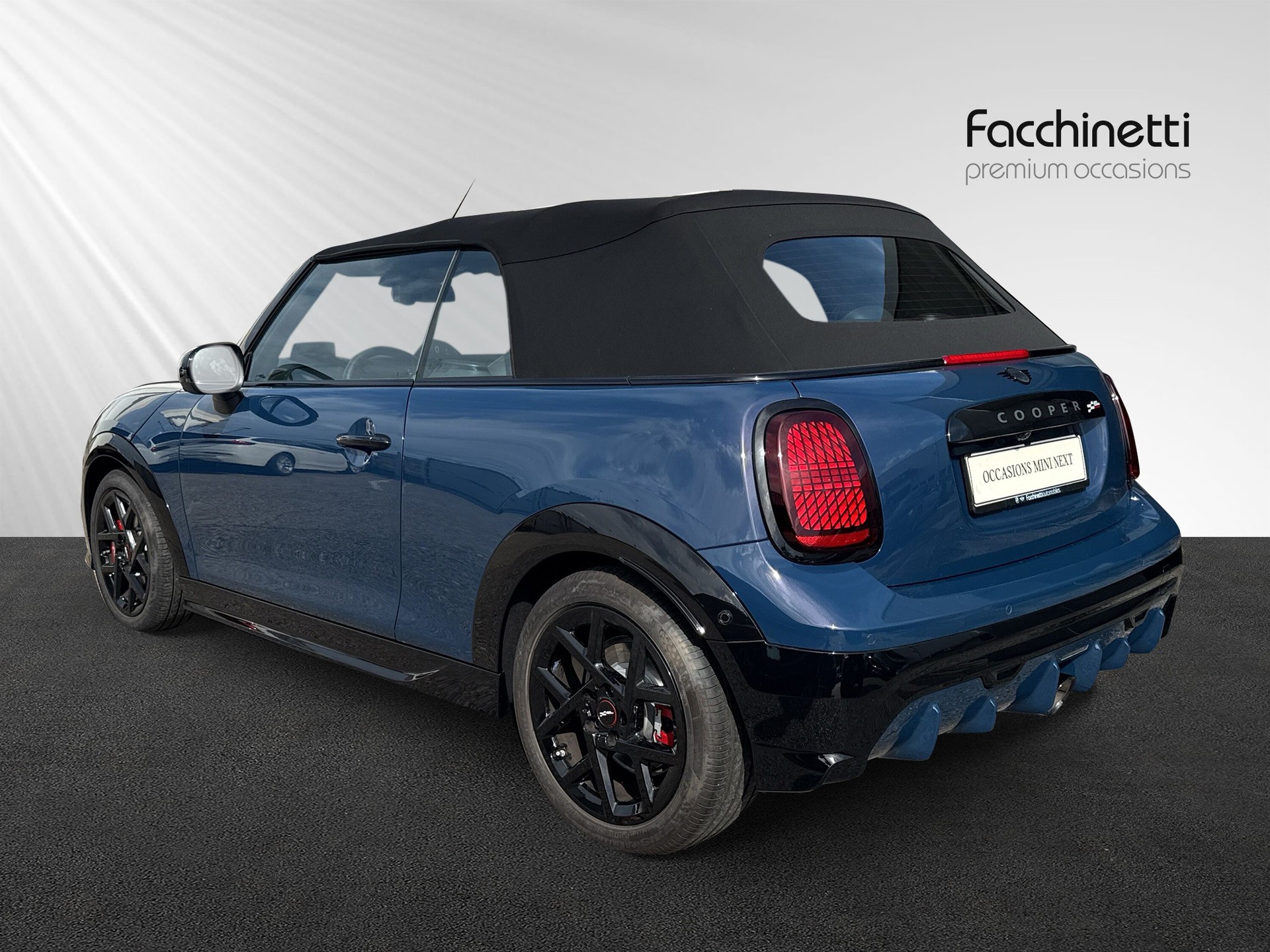 MINI Cooper John Cooper Works Cabriolet DKG-image-2