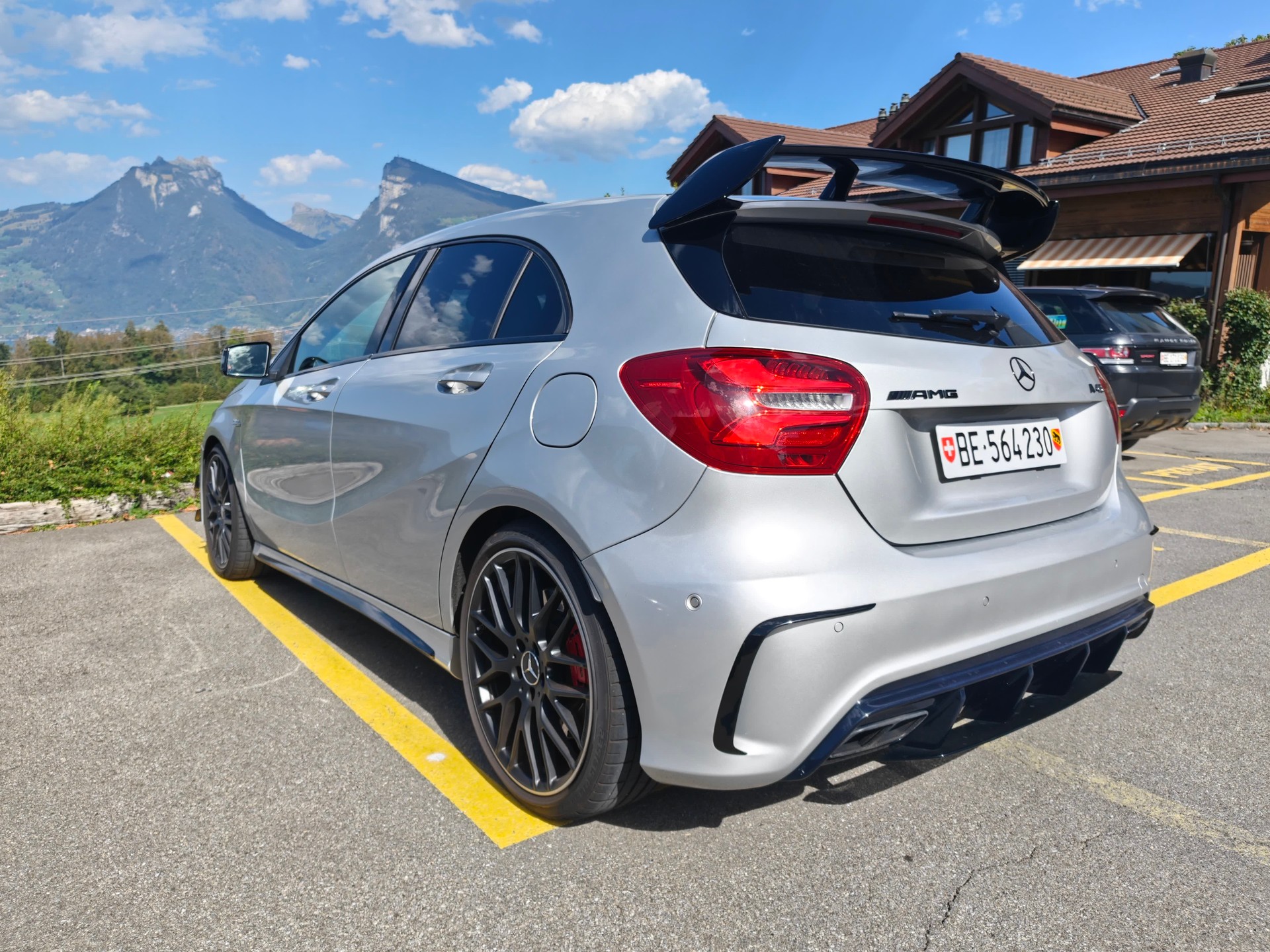 MERCEDES-BENZ A 45 AMG 4m-image-6
