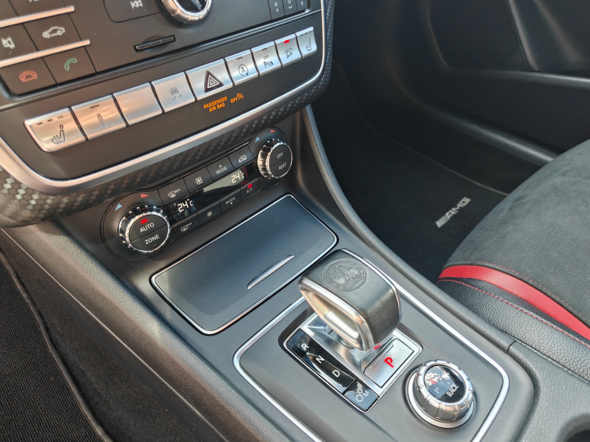 MERCEDES-BENZ A 45 AMG 4m-image-12