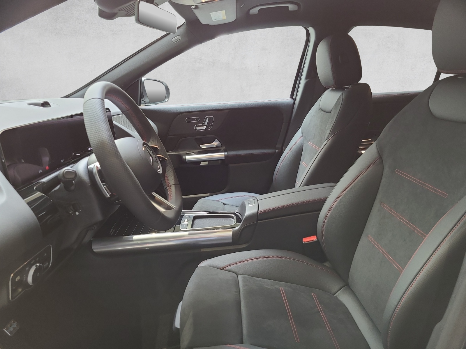 MERCEDES-BENZ GLA 220 AMG 4M H247-image-11