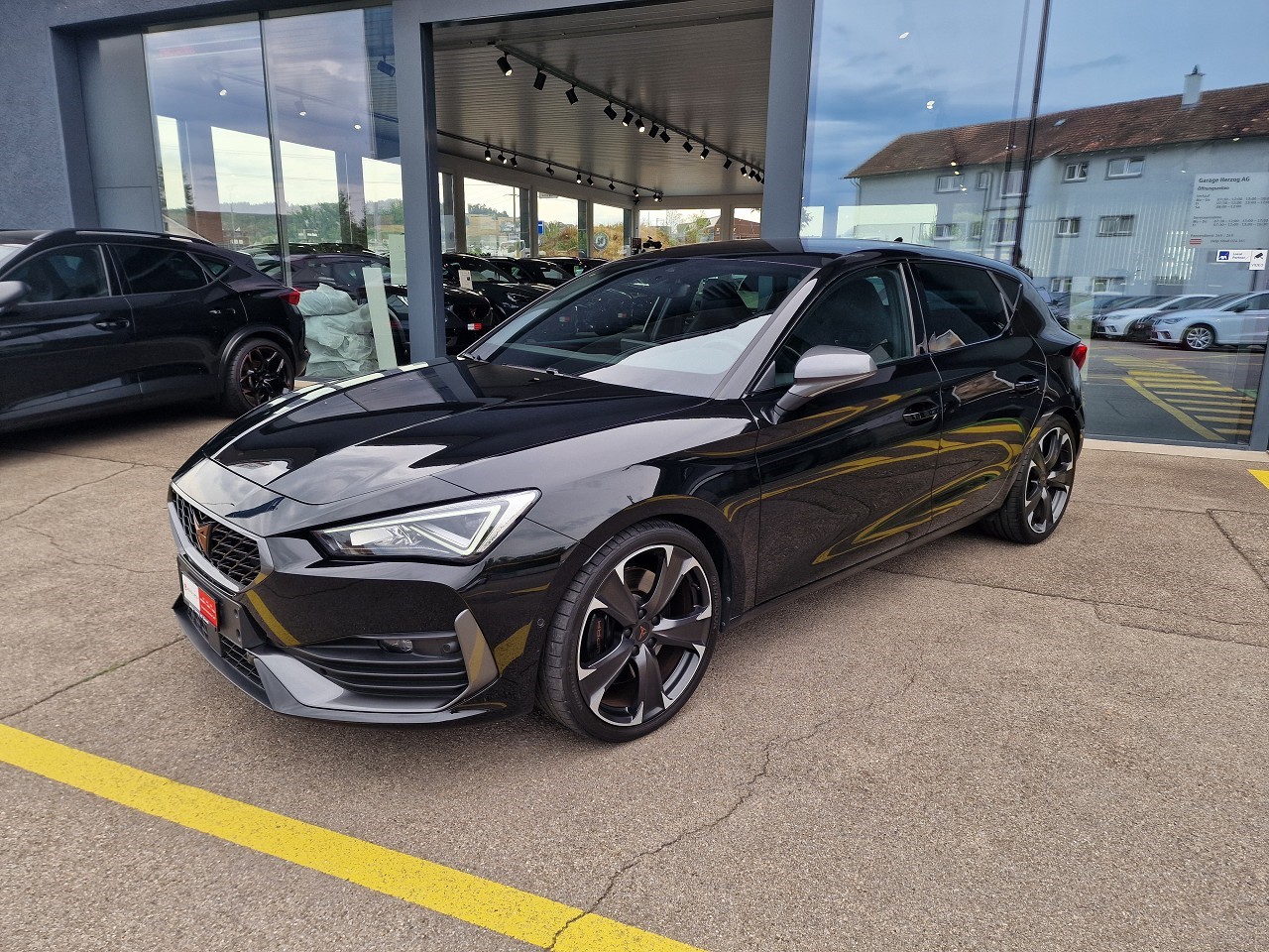 CUPRA LEON VZ 2.0 TSI DSG-image-1