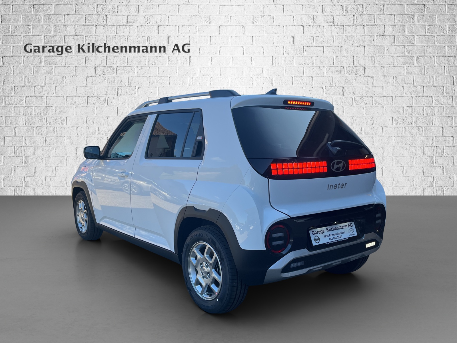 HYUNDAI Inster 49kWh Amplia-image-2