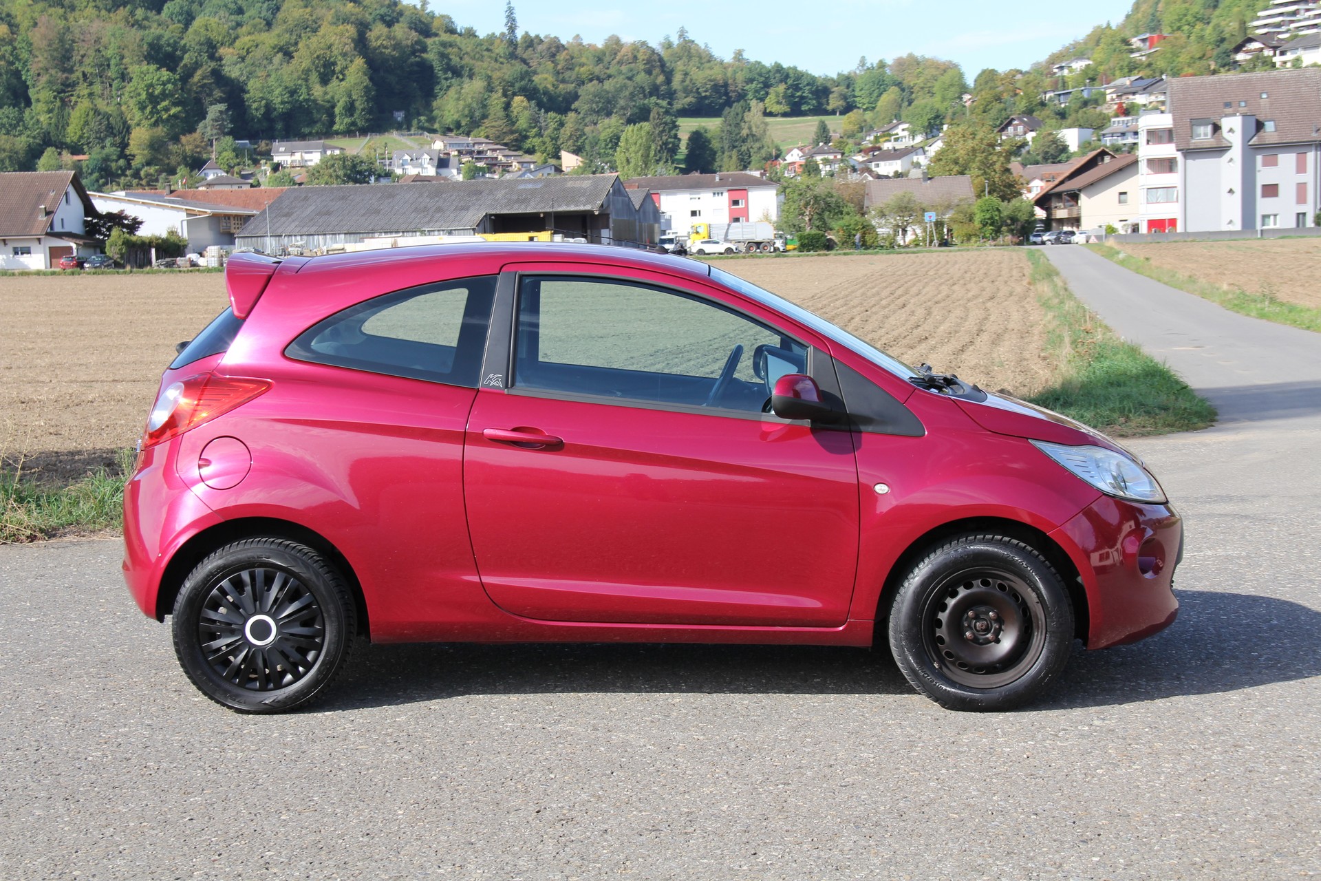 FORD KA 1.25 Titanium+-image-4