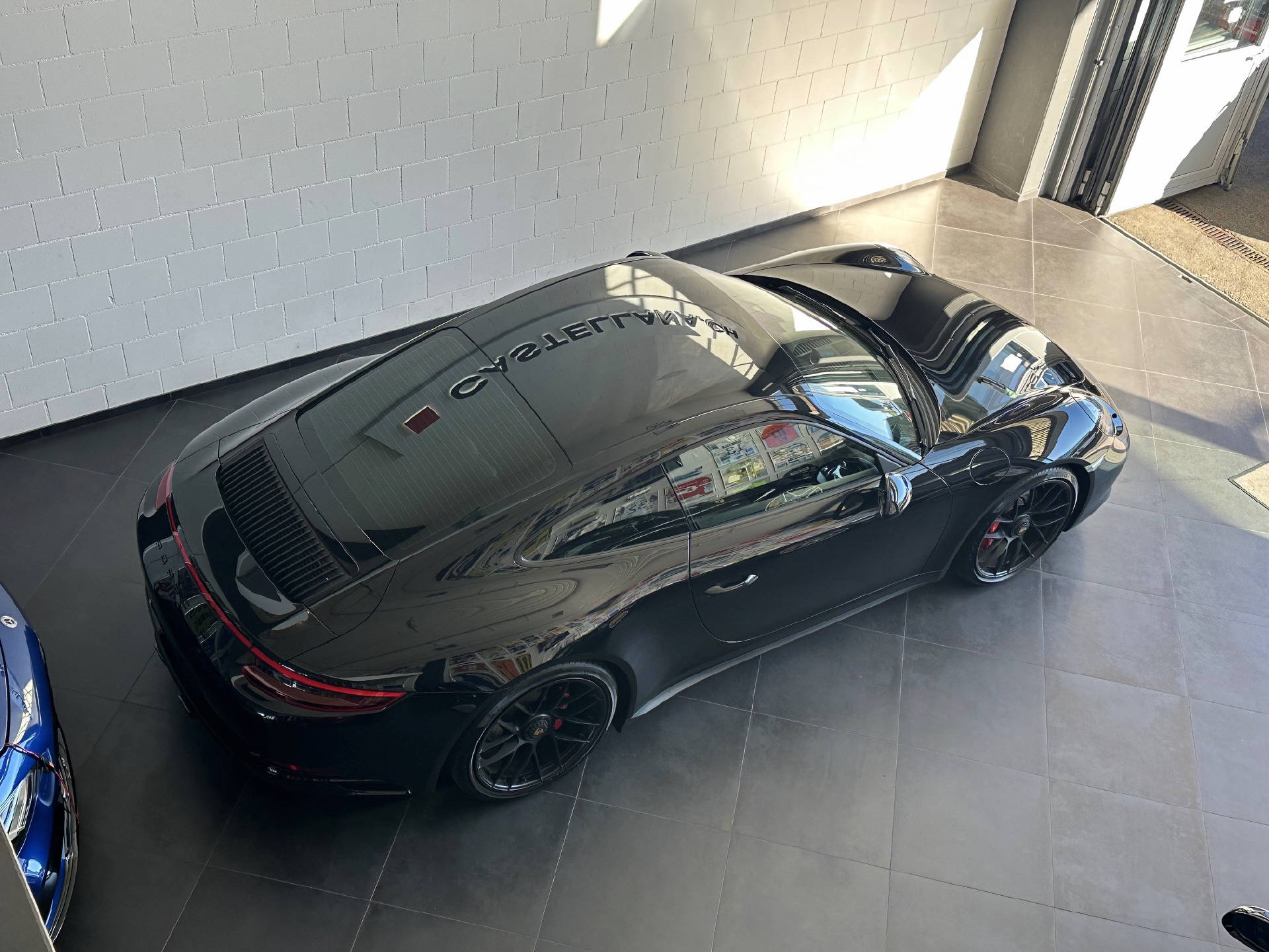 PORSCHE 911 Coupé 3.0 Carrera 4 GTS PDK-image-3
