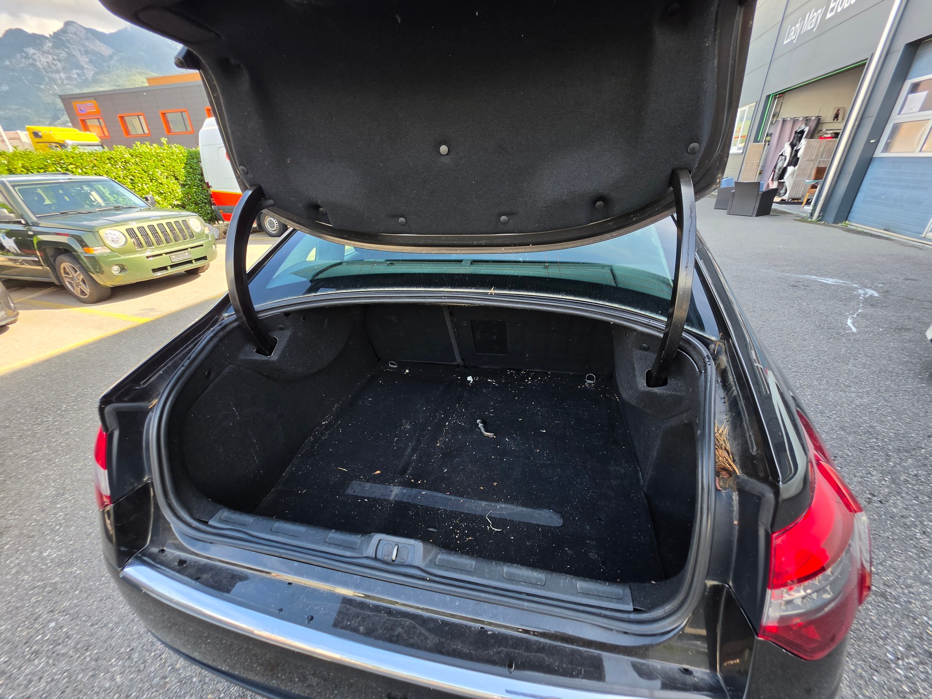 CITROEN C5 Berline 3.0 HDi V6 Exclusive Automatic-image-8