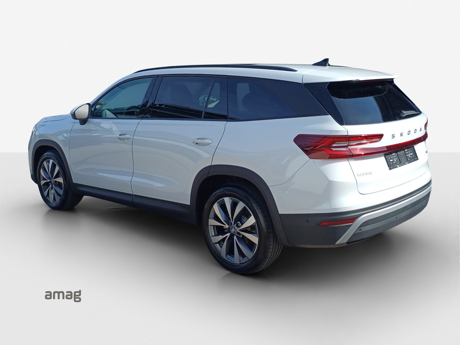 SKODA Kodiaq 2.0 TSI Selection 4x4-image-2