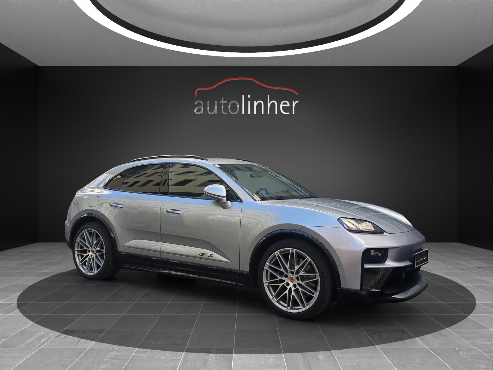 PORSCHE Macan GTS