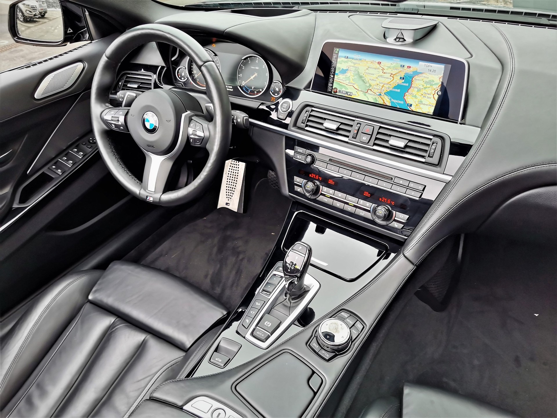 BMW 650i xDrive-image-2
