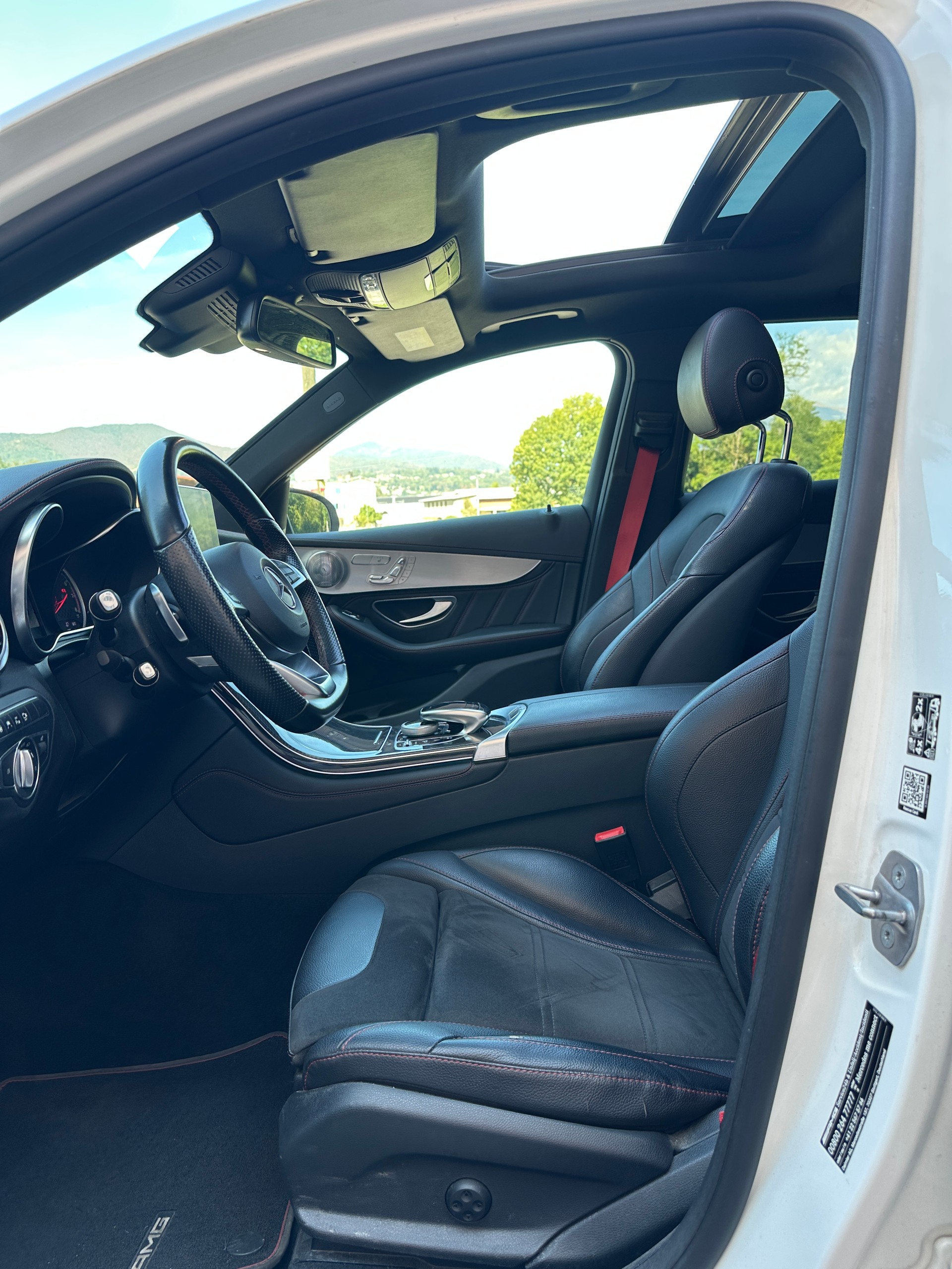 MERCEDES-BENZ GLC 43 AMG 4Matic 9G-Tronic-image-6