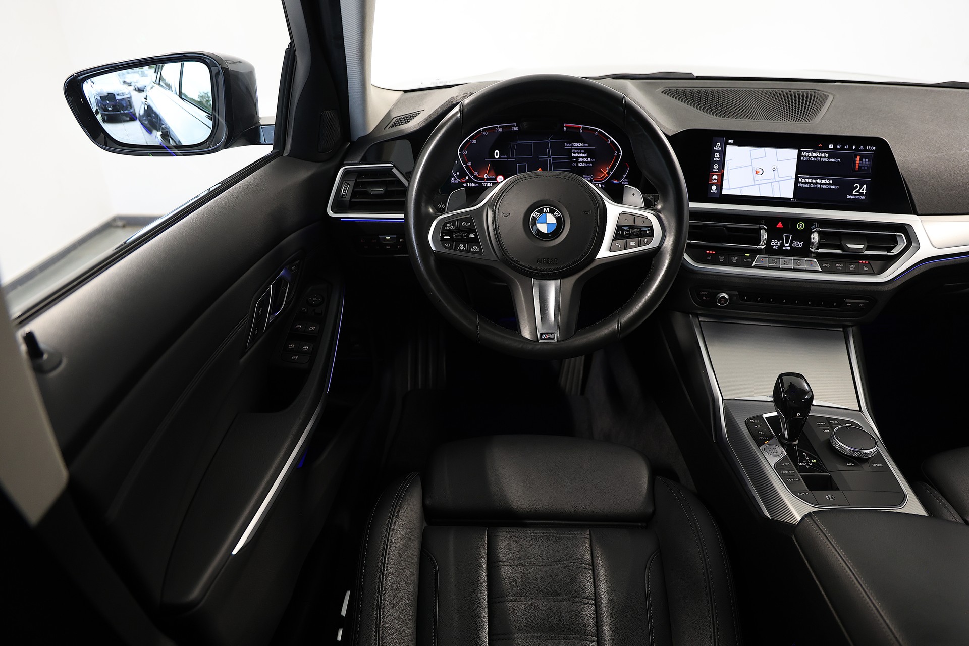 BMW 320d xDrive SAG Touring-image-7