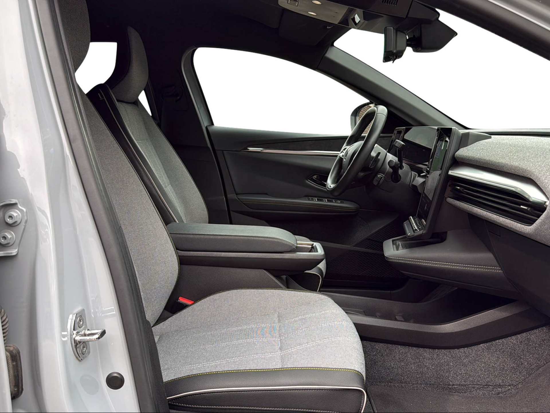 RENAULT Mégane E-Tech techno-image-15