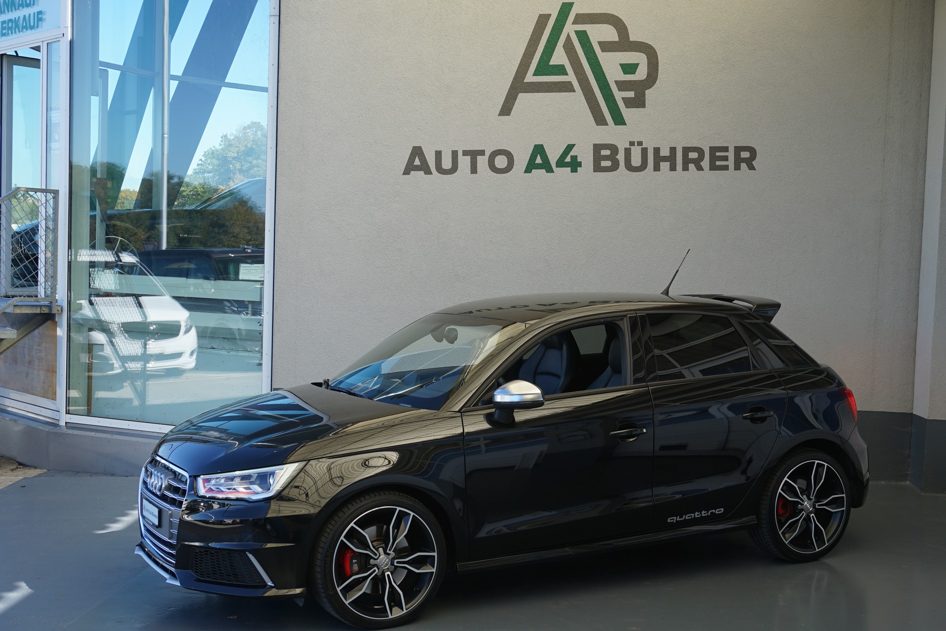 AUDI S1 2.0 TFSI Sport-image-2