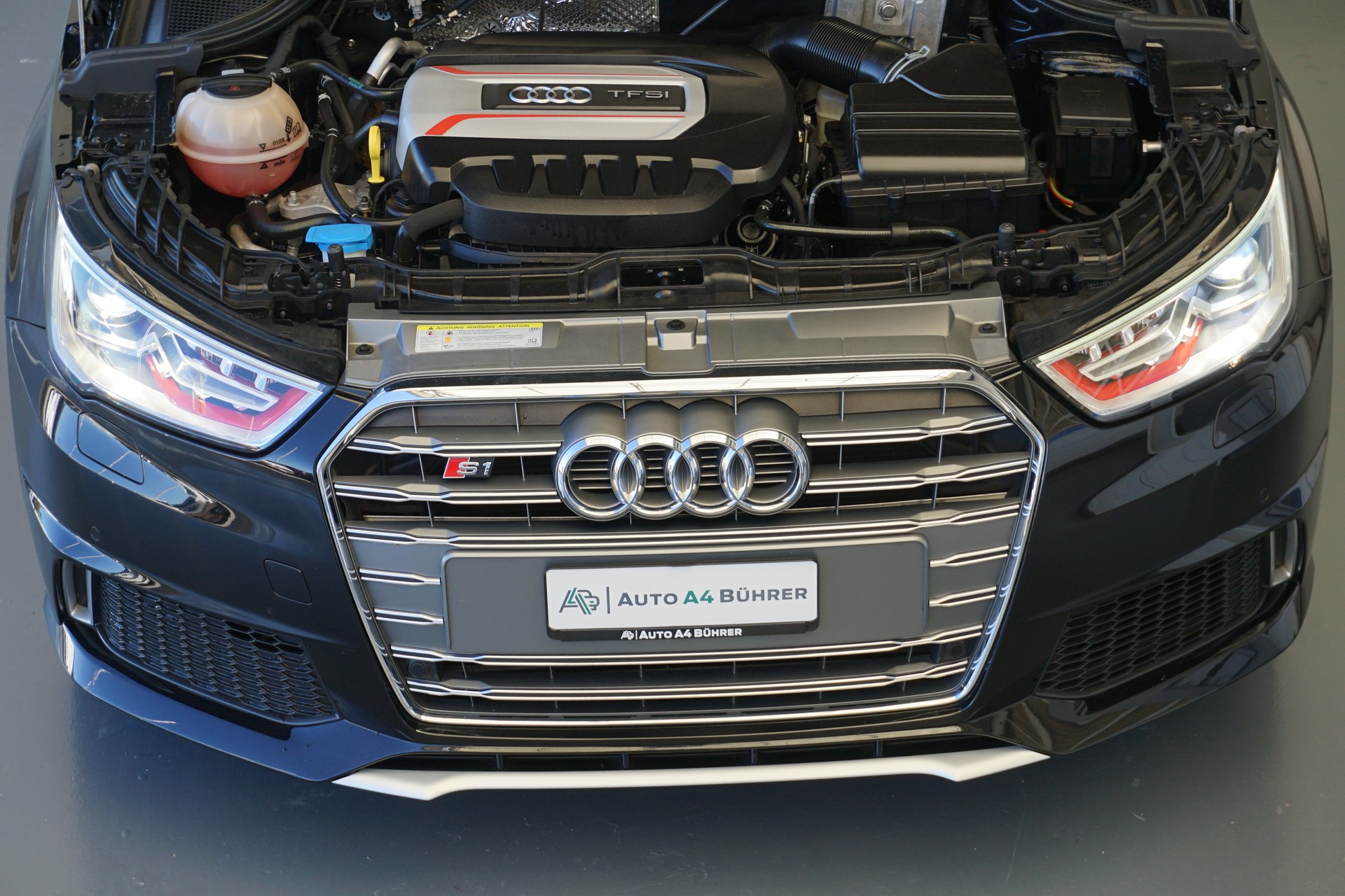 AUDI S1 2.0 TFSI Sport-image-12