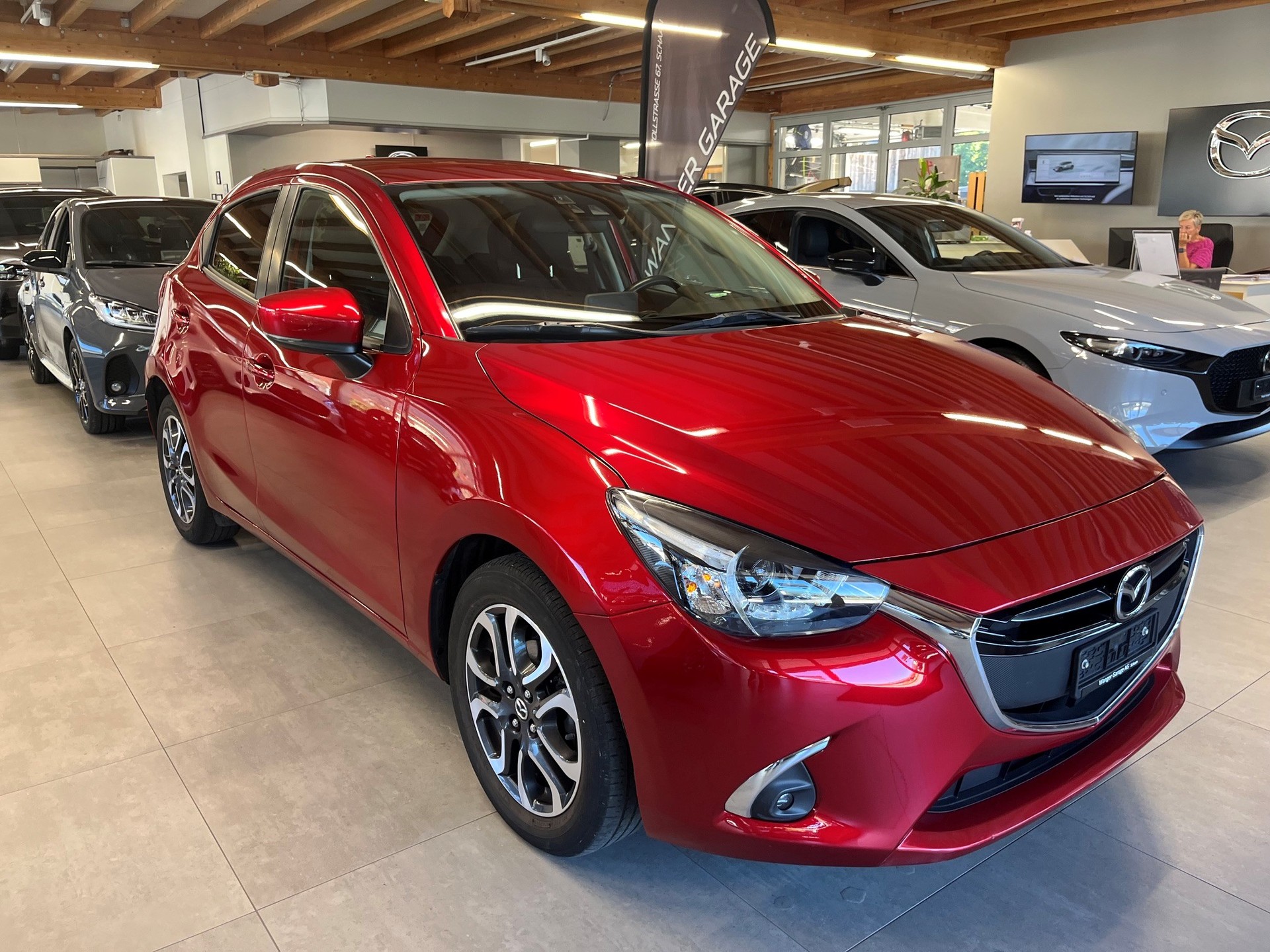 MAZDA 2 SKYACTIV-G 115 Revolution-image-0