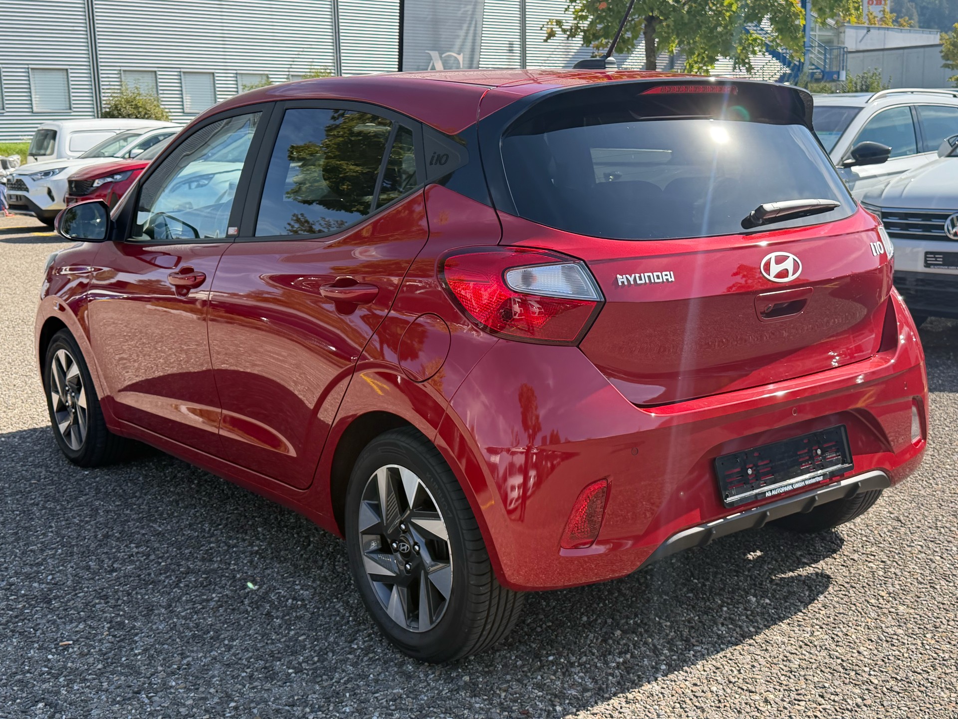 HYUNDAI i10 1.2 Amplia Automat-image-6