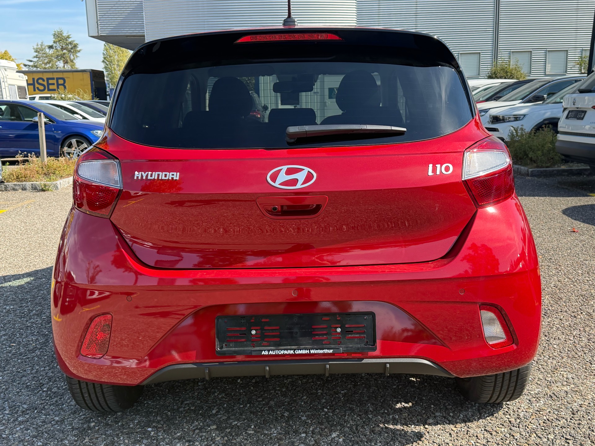 HYUNDAI i10 1.2 Amplia Automat-image-5