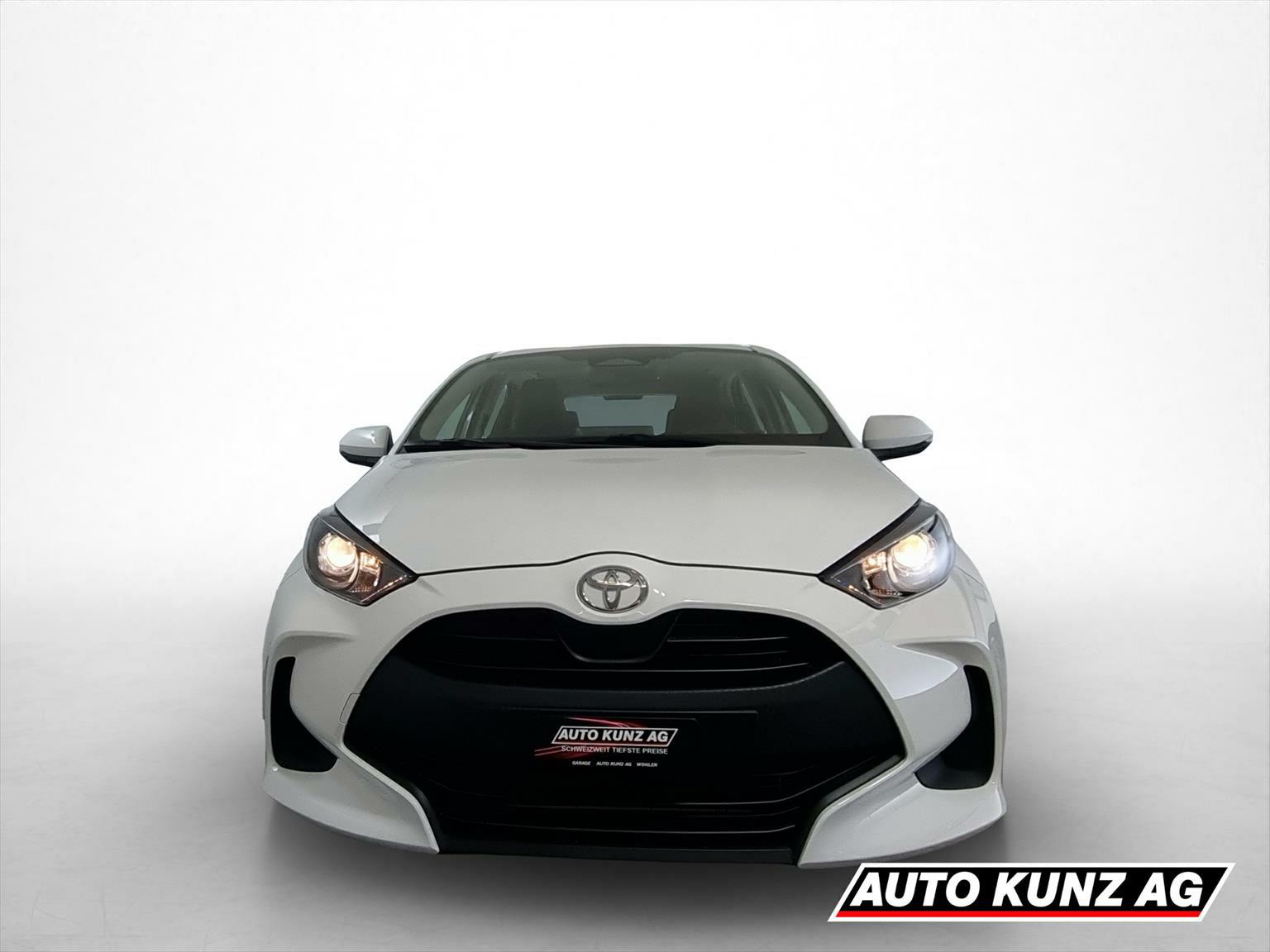 TOYOTA Yaris 1.5 Hybrid Active-image-1